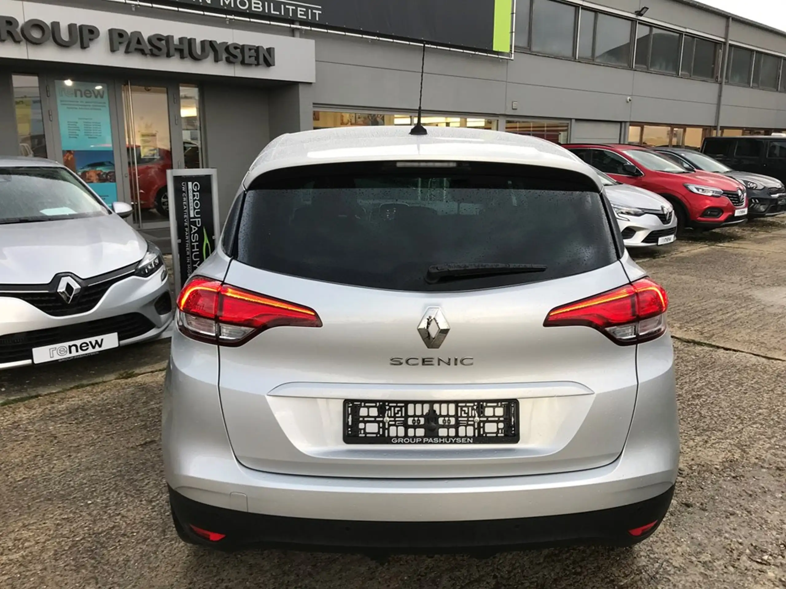 Renault - Scenic