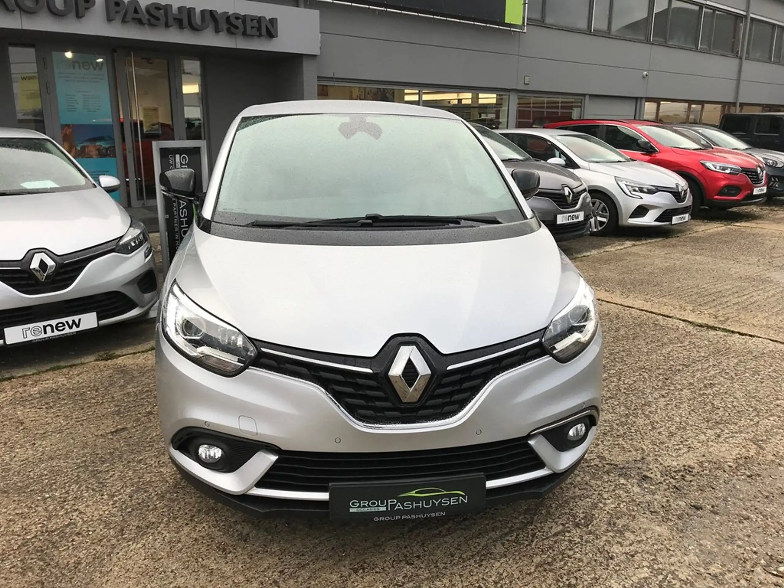 Renault - Scenic