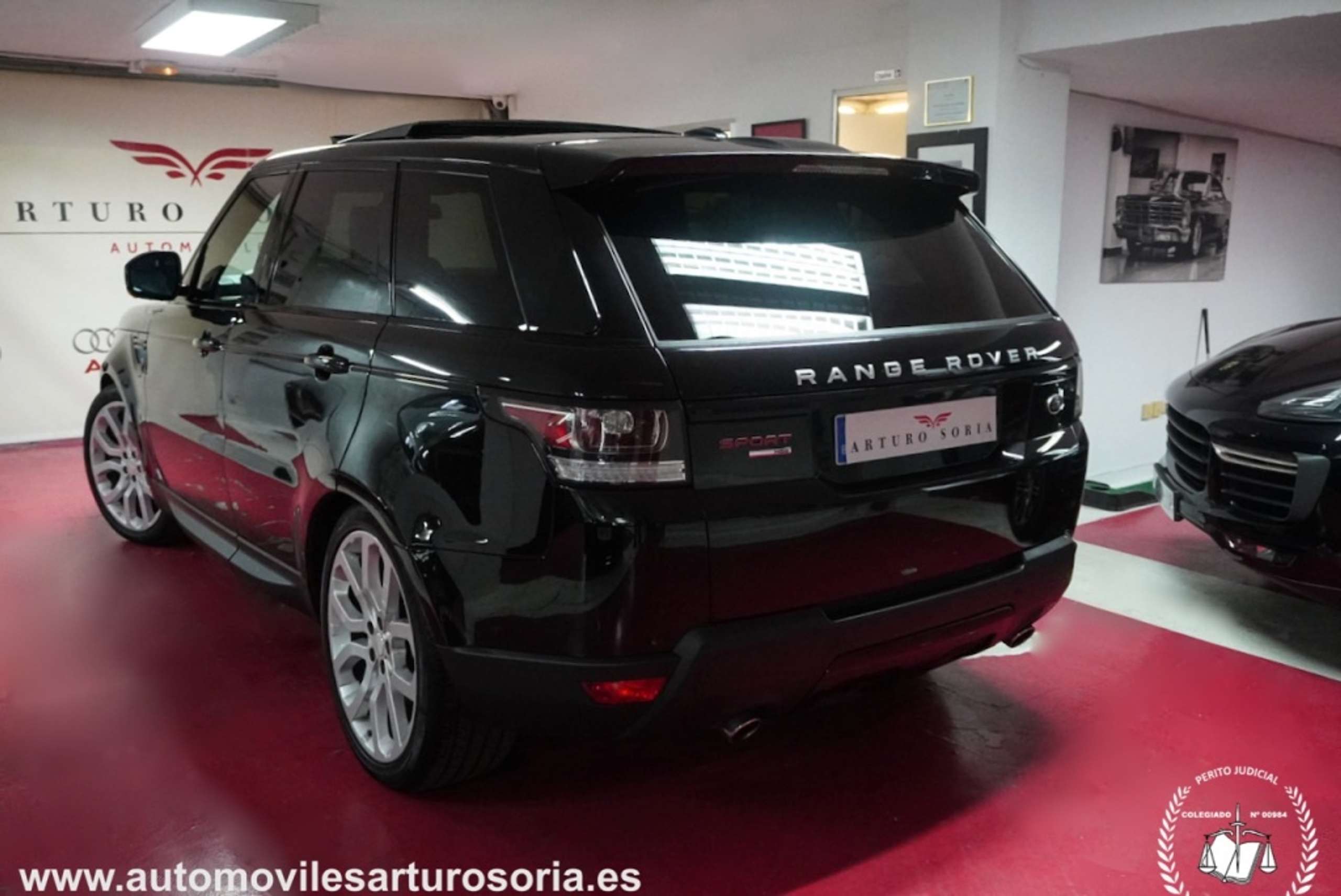 Land Rover - Range Rover Sport