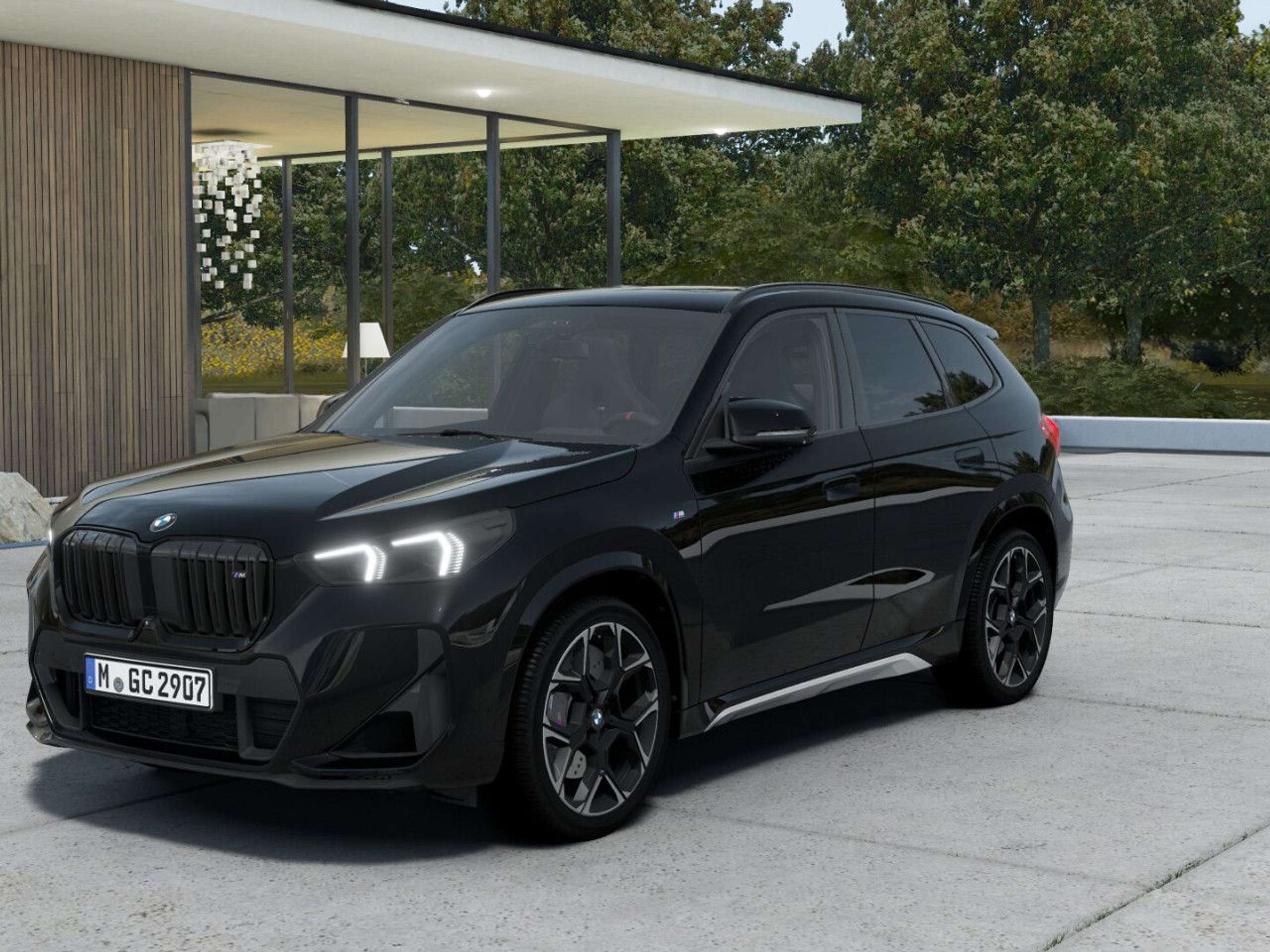 BMW - X1