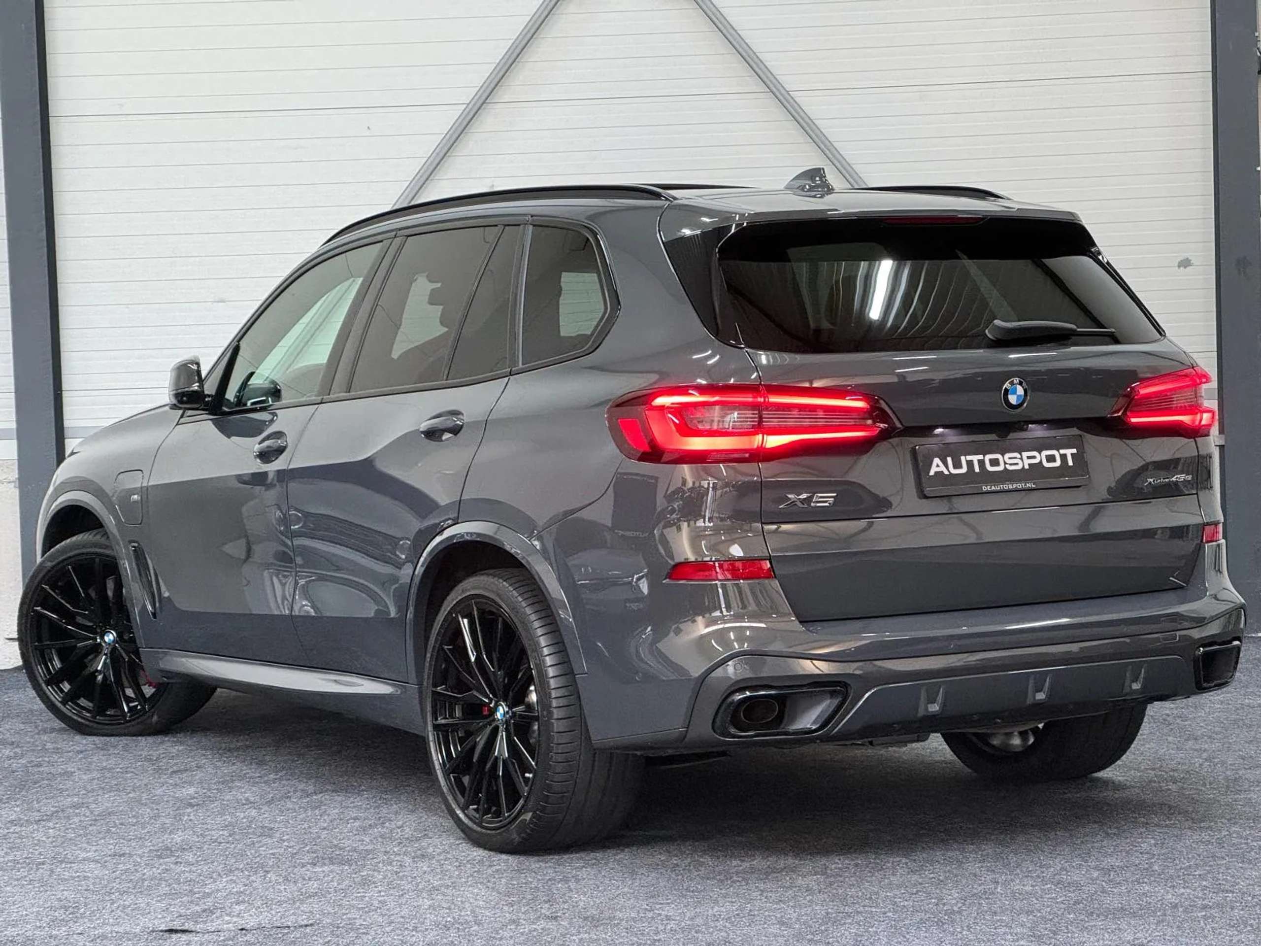 BMW - X5