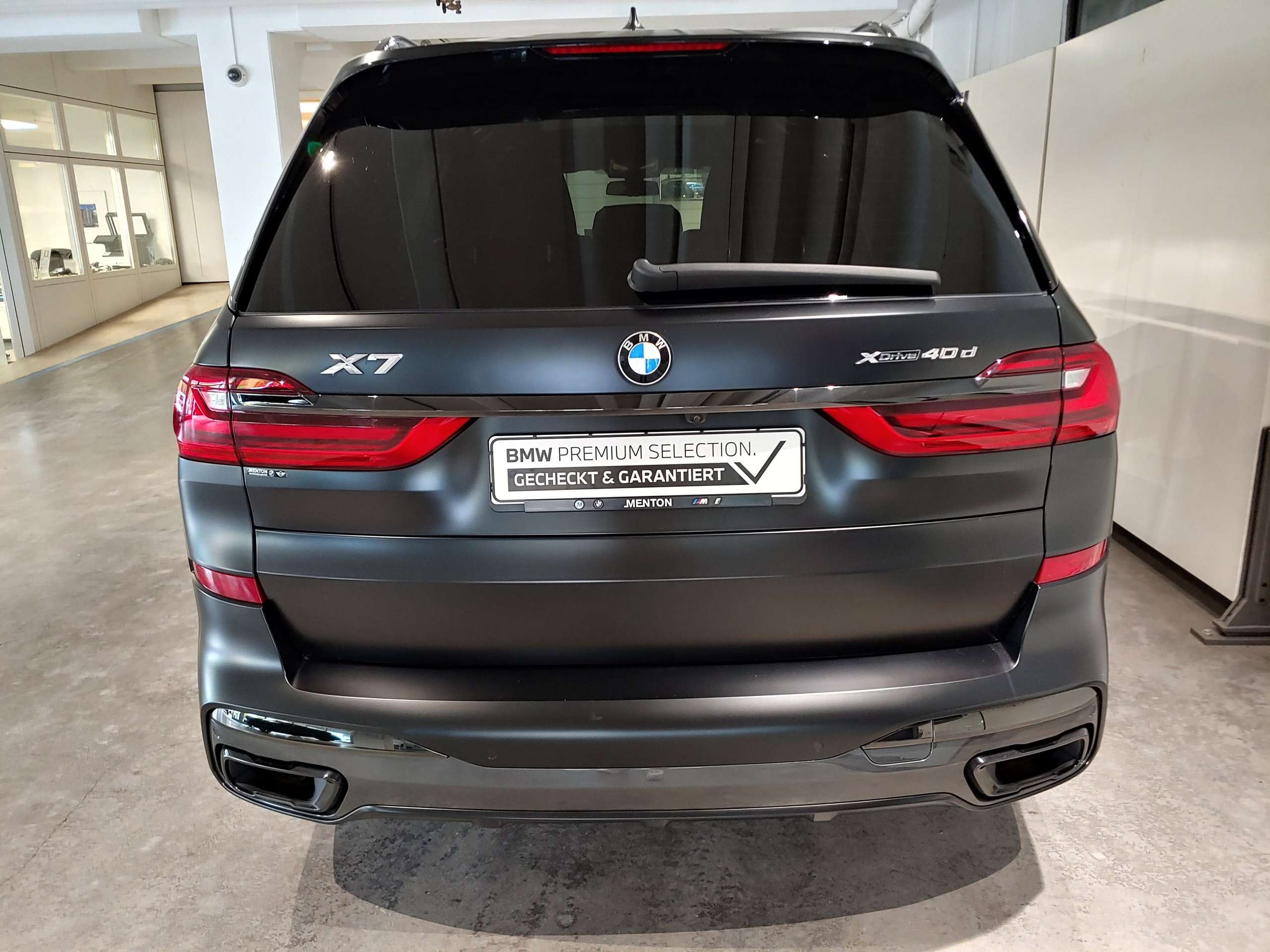 BMW - X7