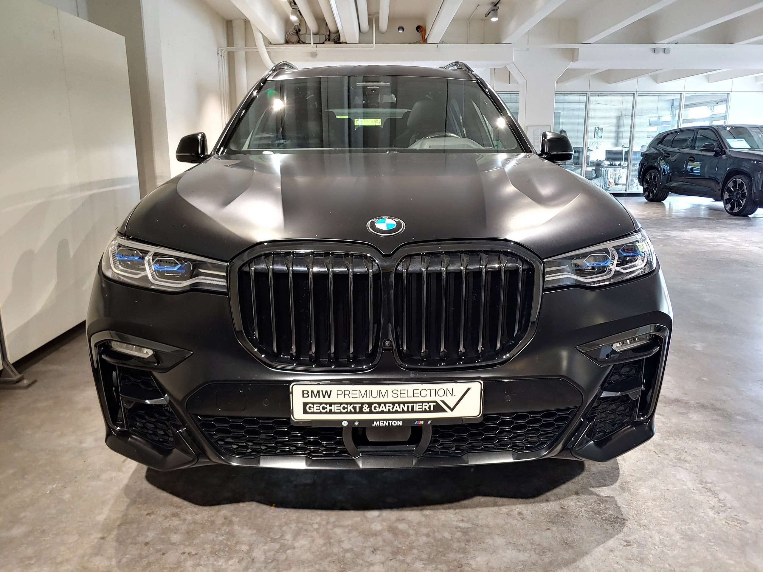 BMW - X7