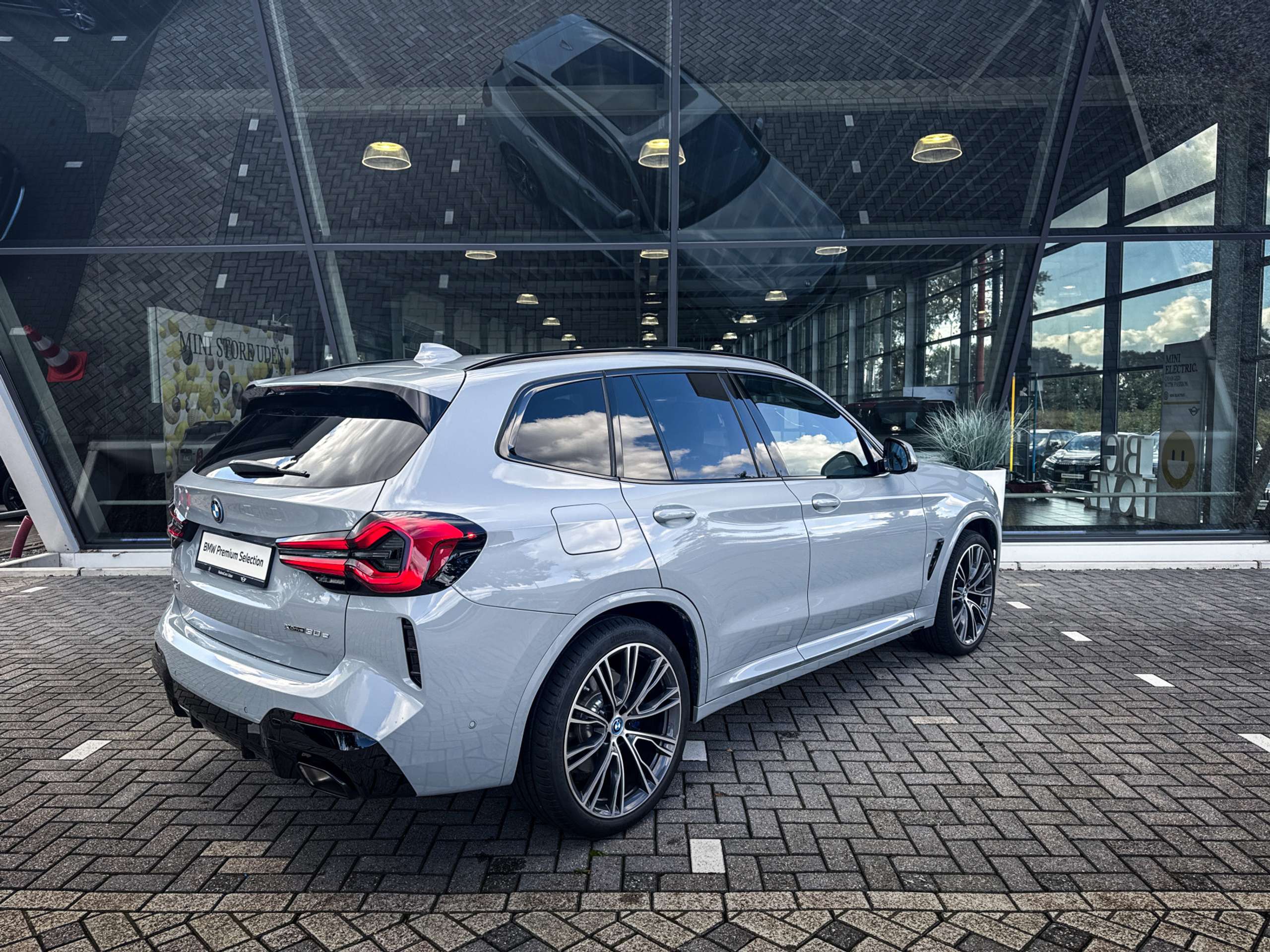 BMW - X3