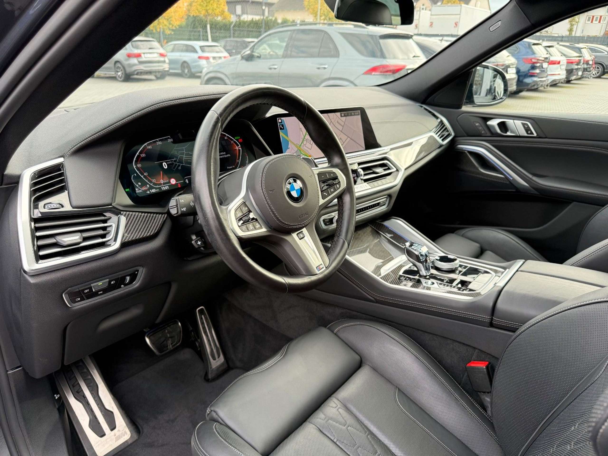 BMW - X6