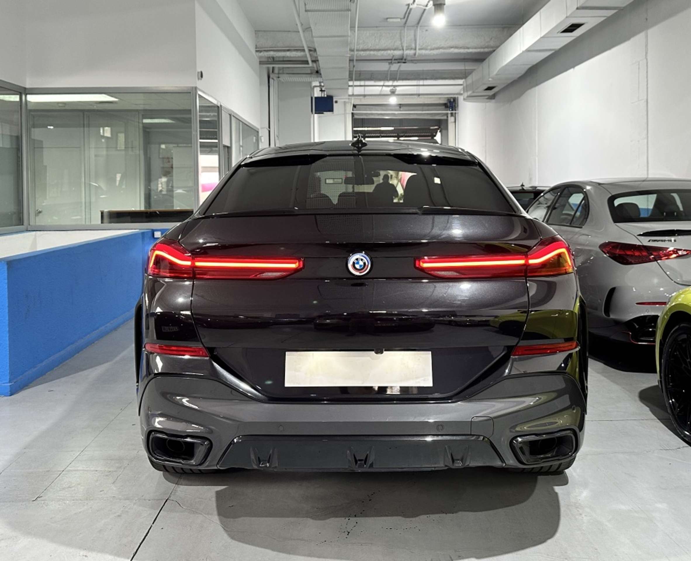 BMW - X6