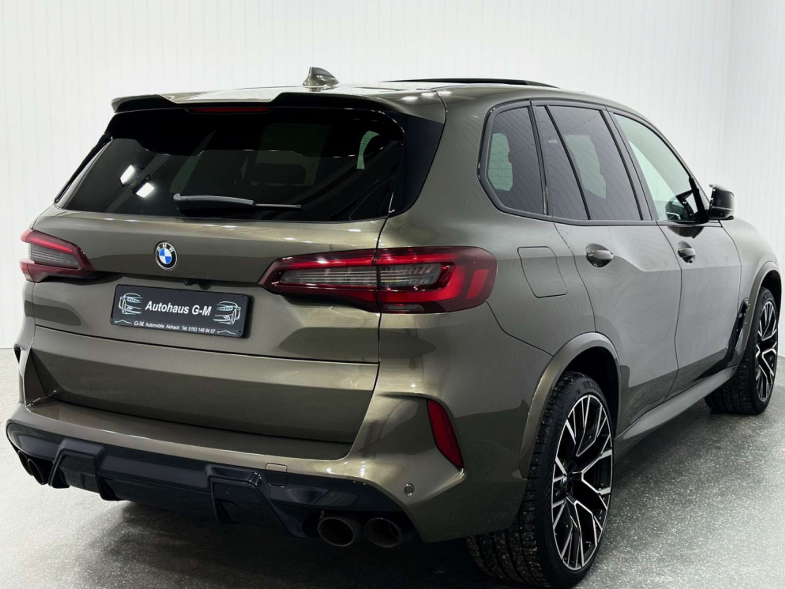 BMW - X5 M