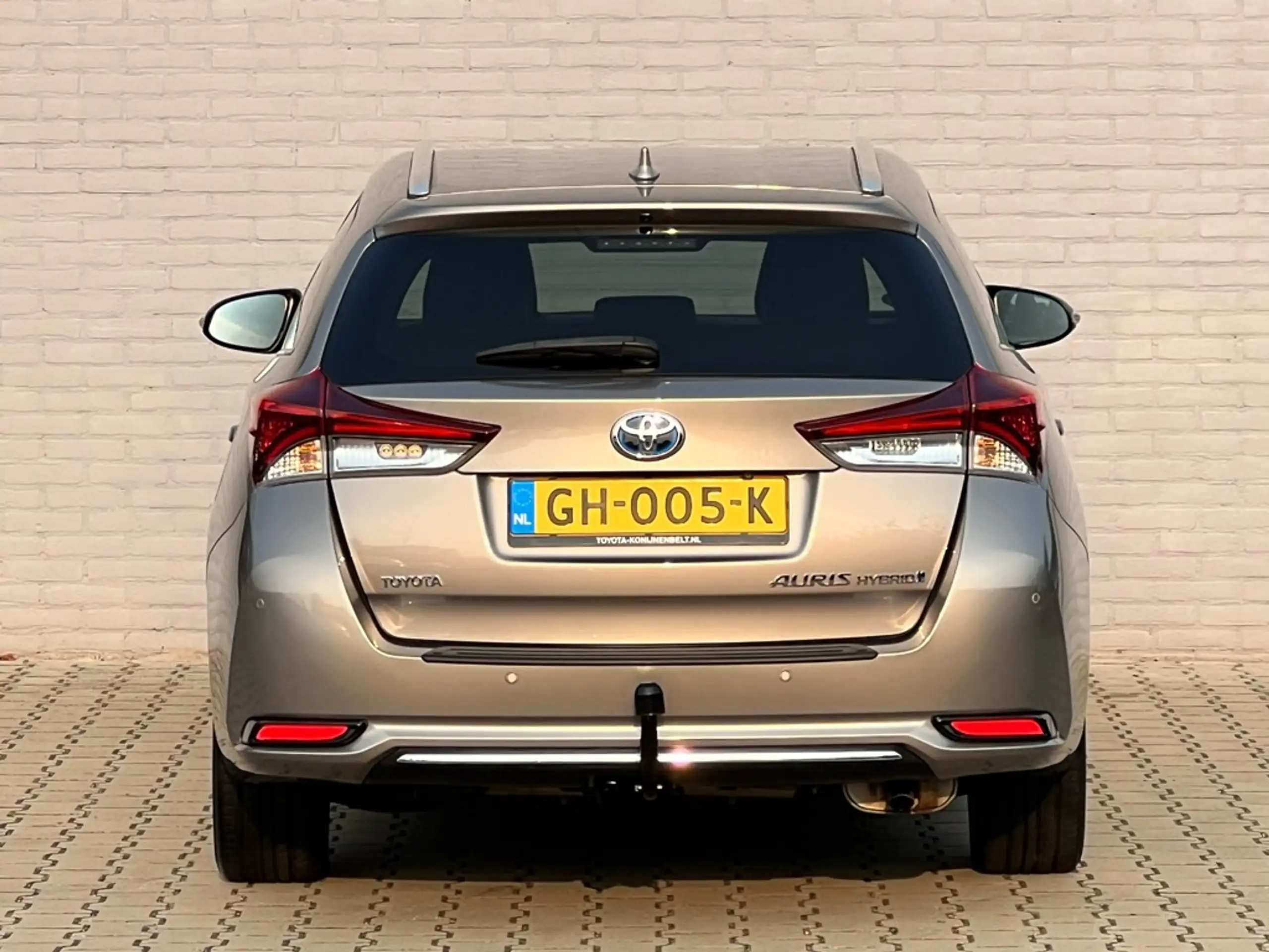 Toyota - Auris