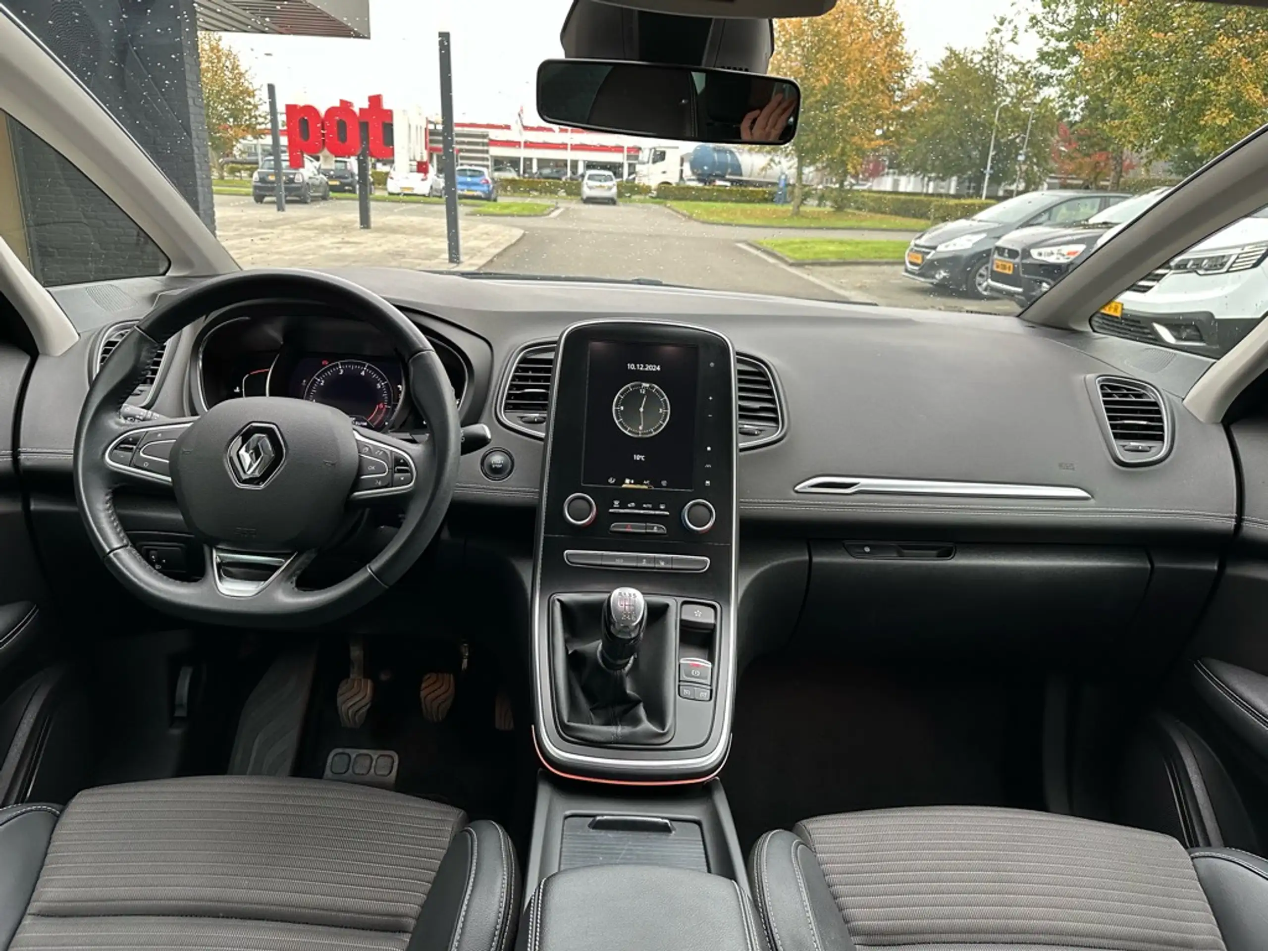 Renault - Scenic