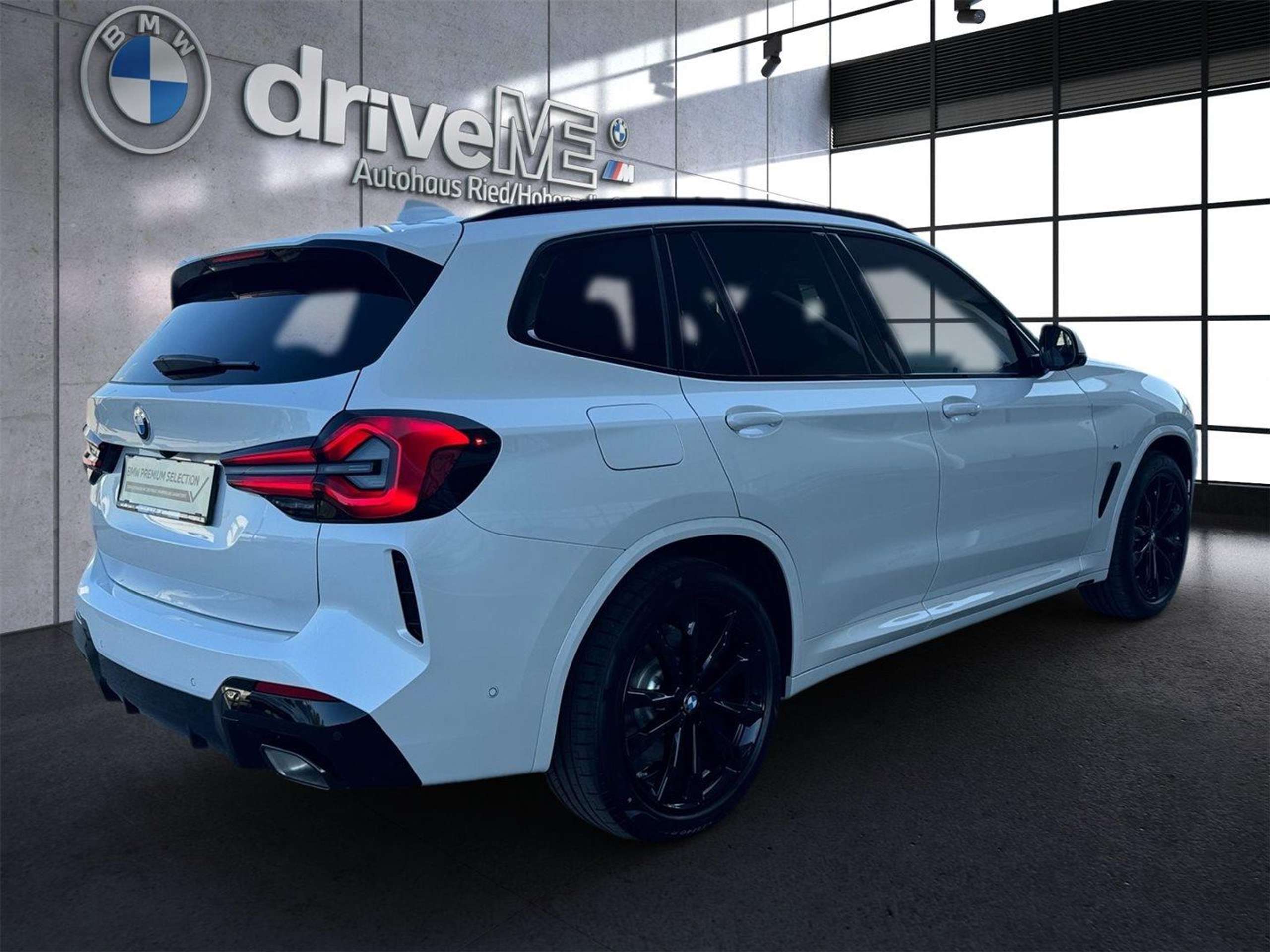 BMW - X3