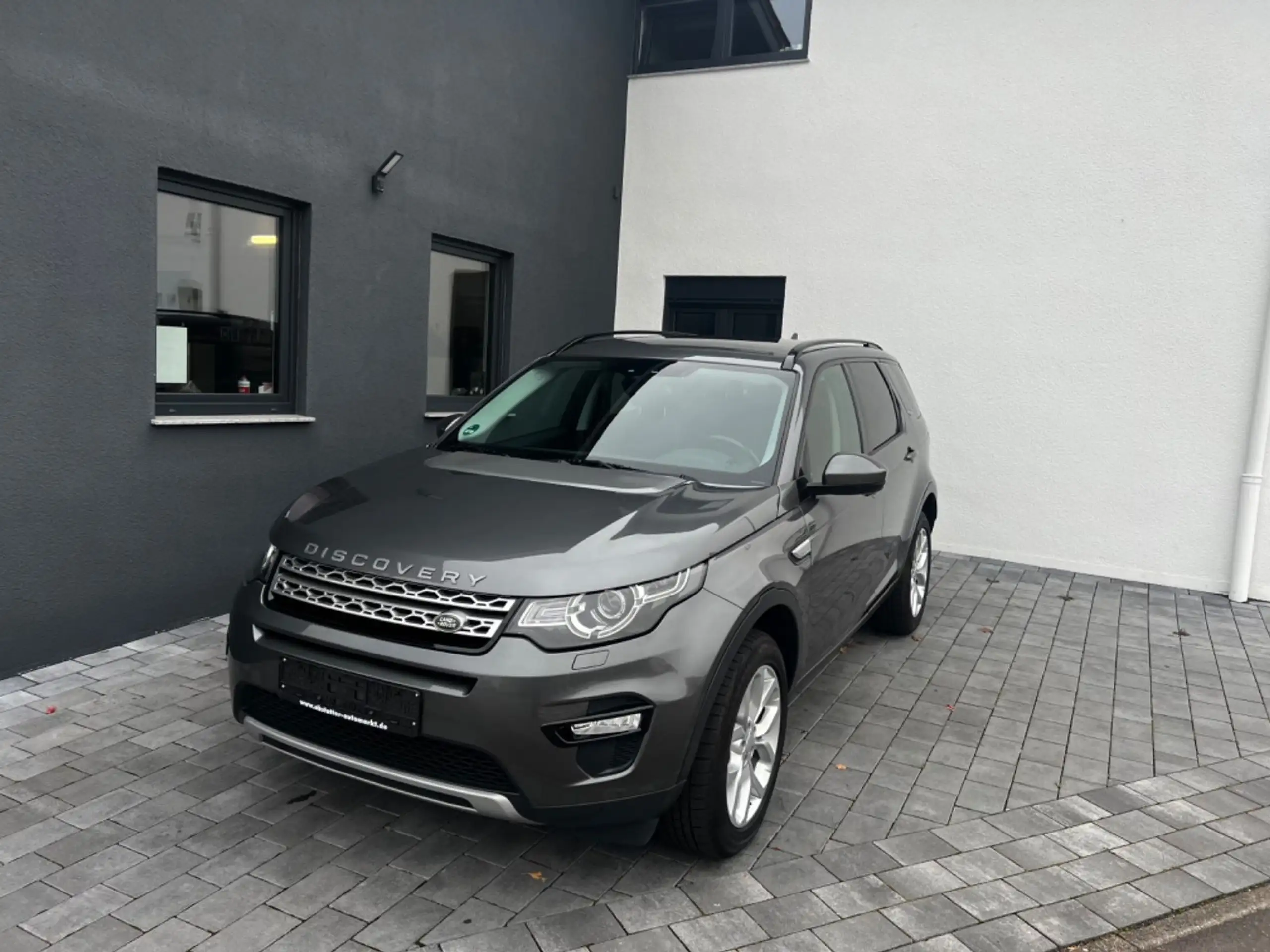 Land Rover - Discovery