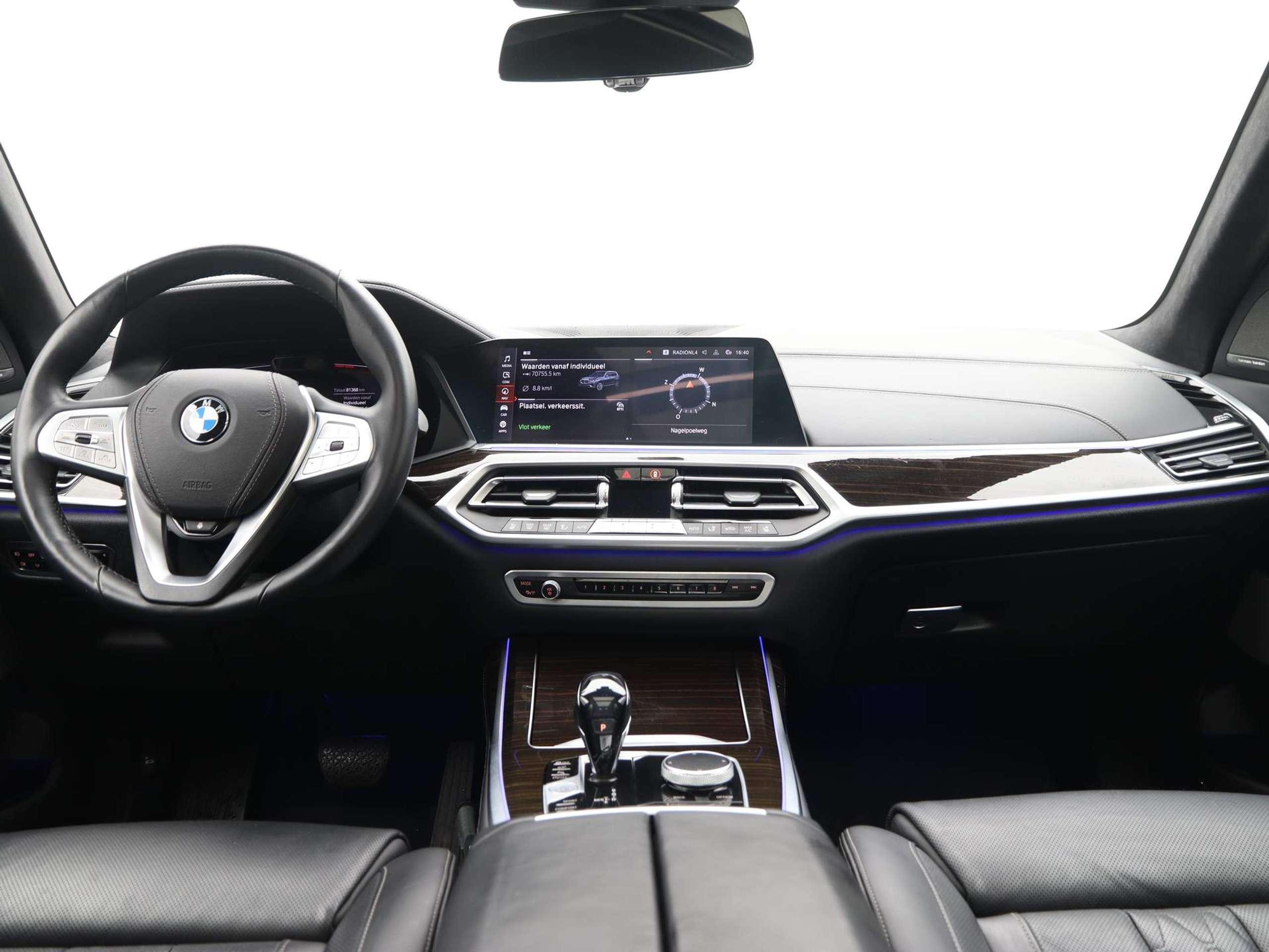 BMW - X7