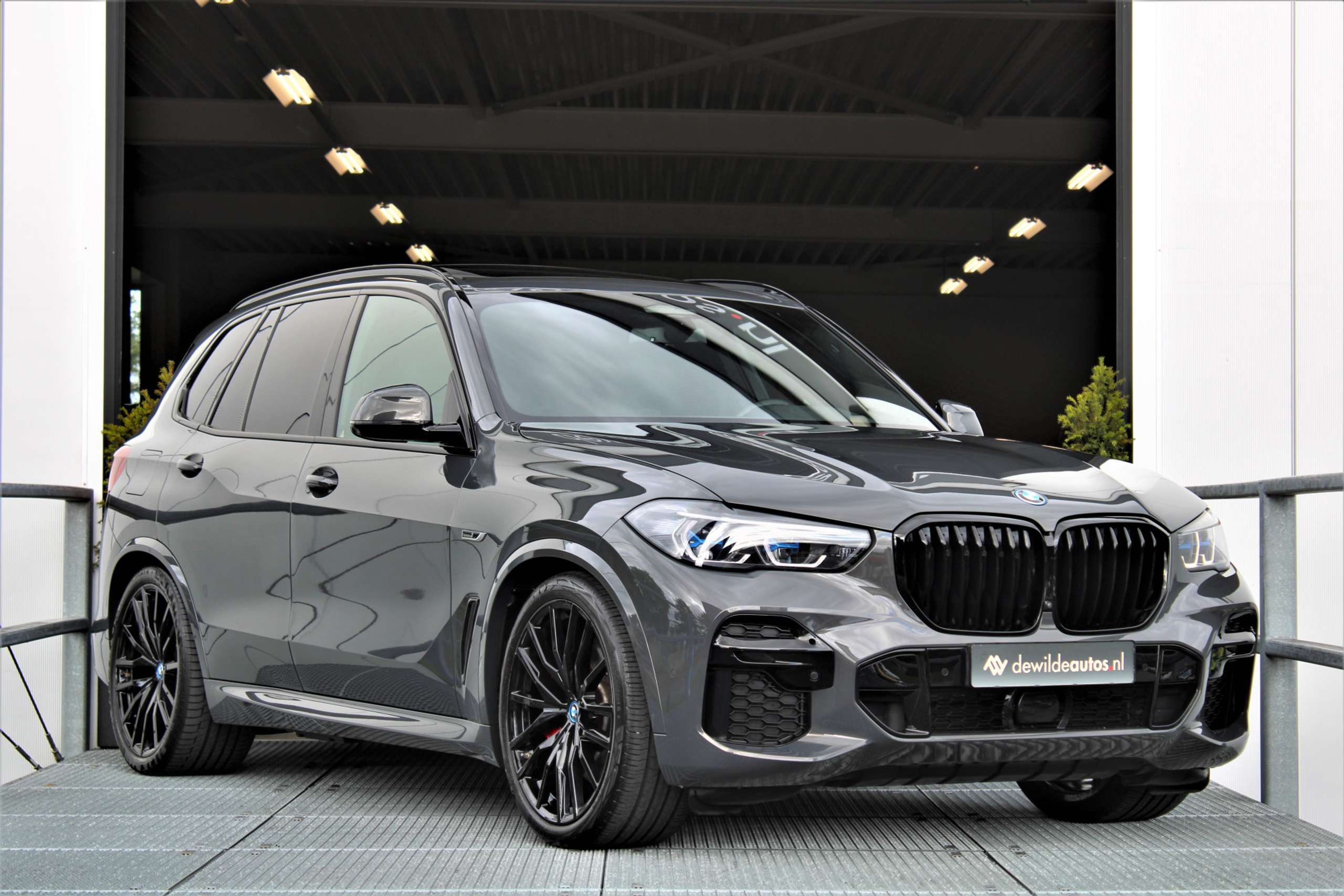 BMW - X5