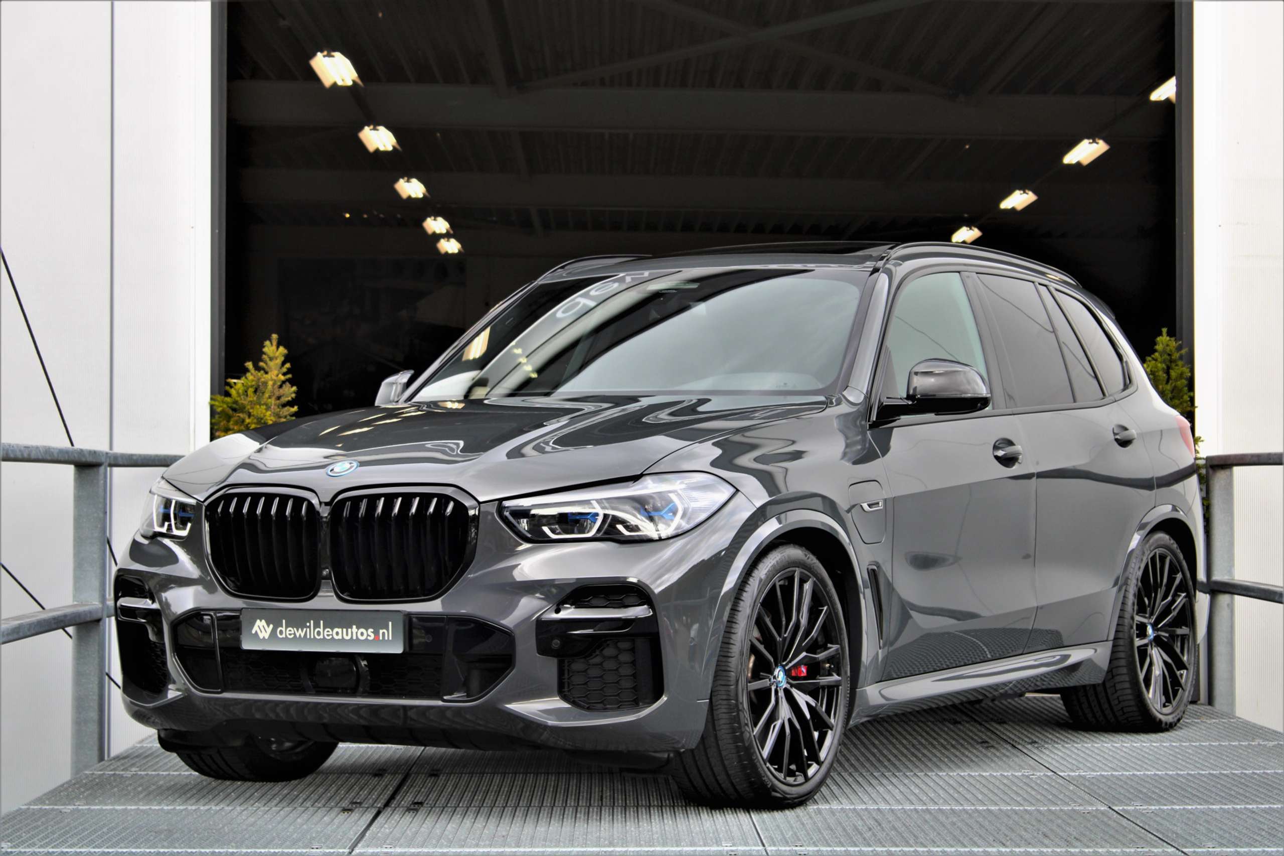 BMW - X5