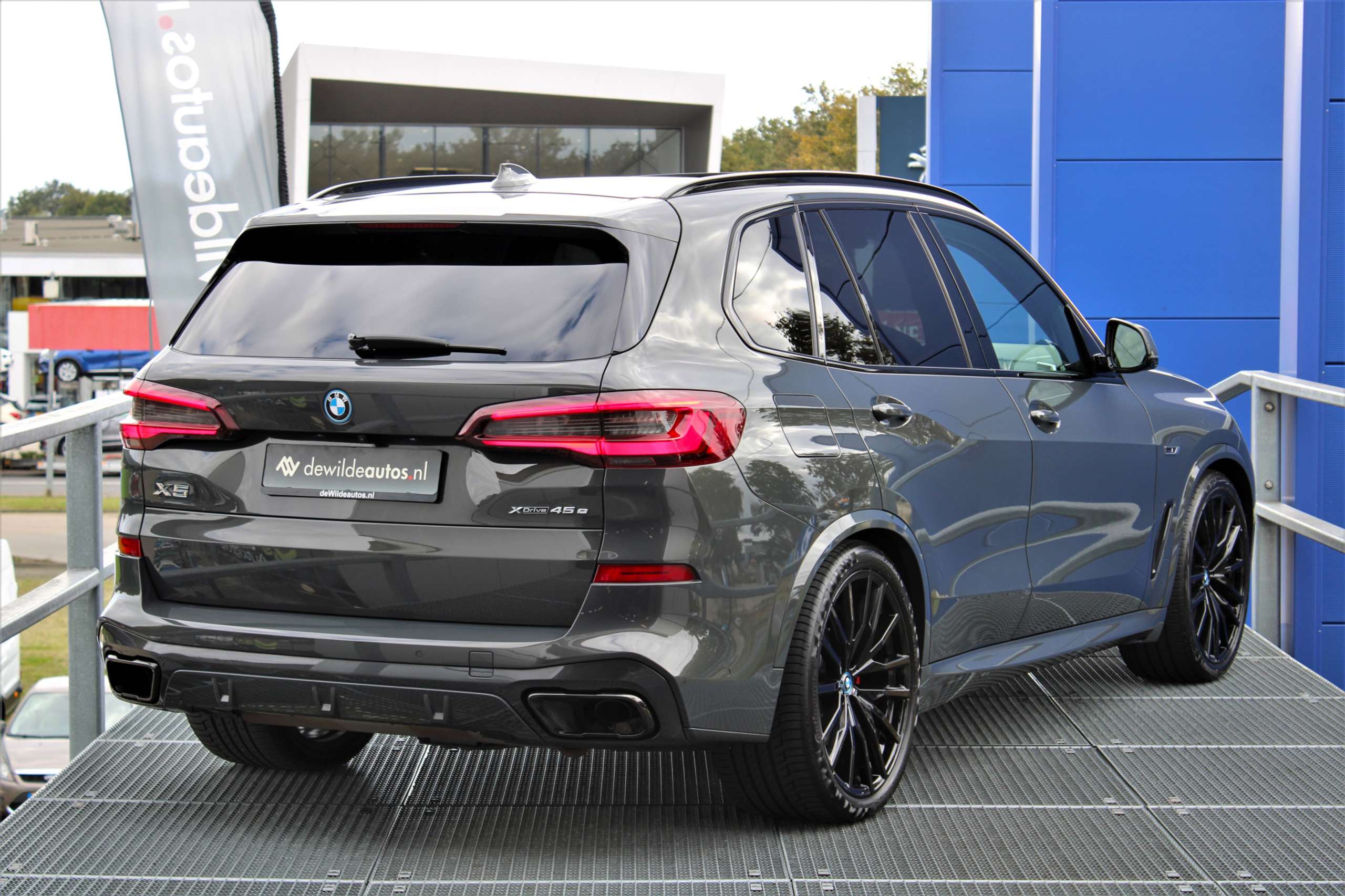 BMW - X5