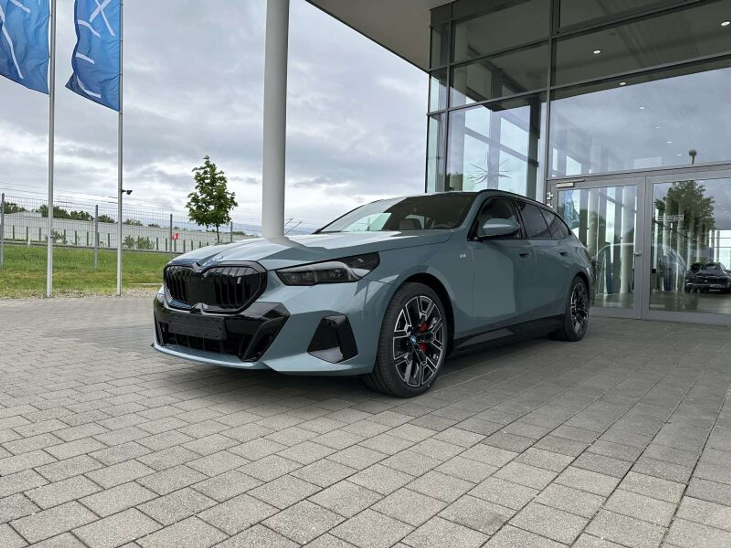 BMW i5 2024