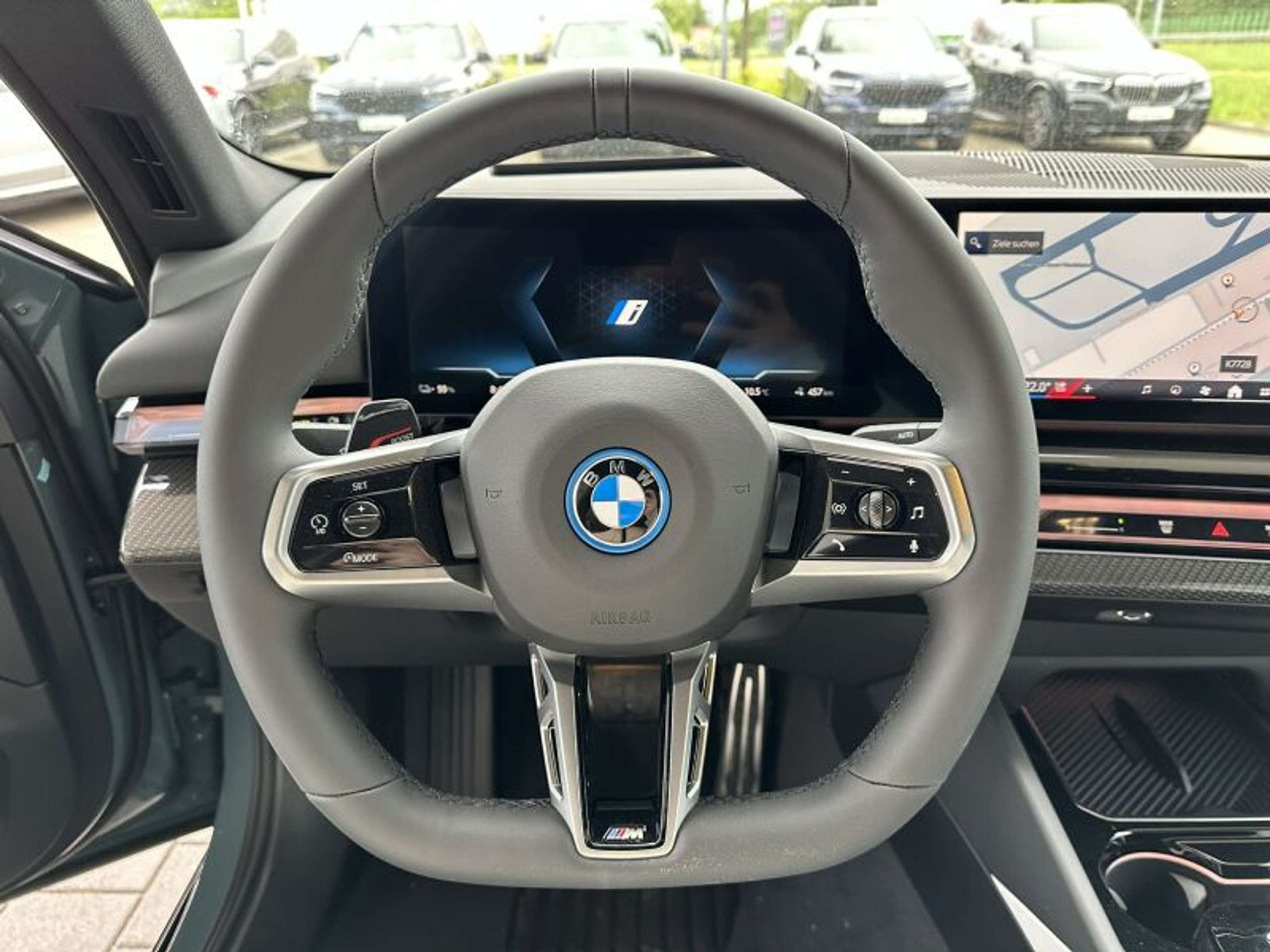 BMW - i5