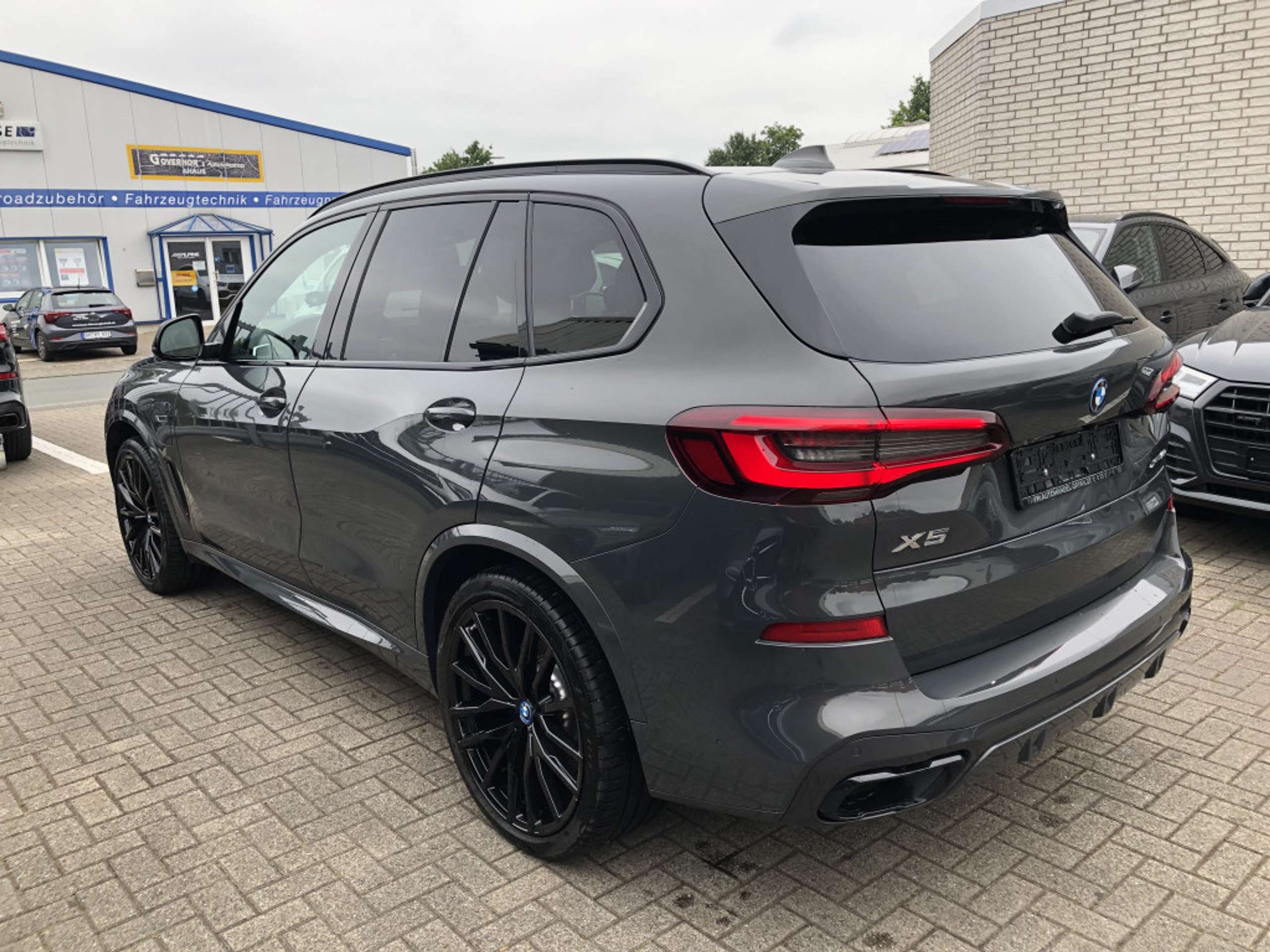 BMW - X5