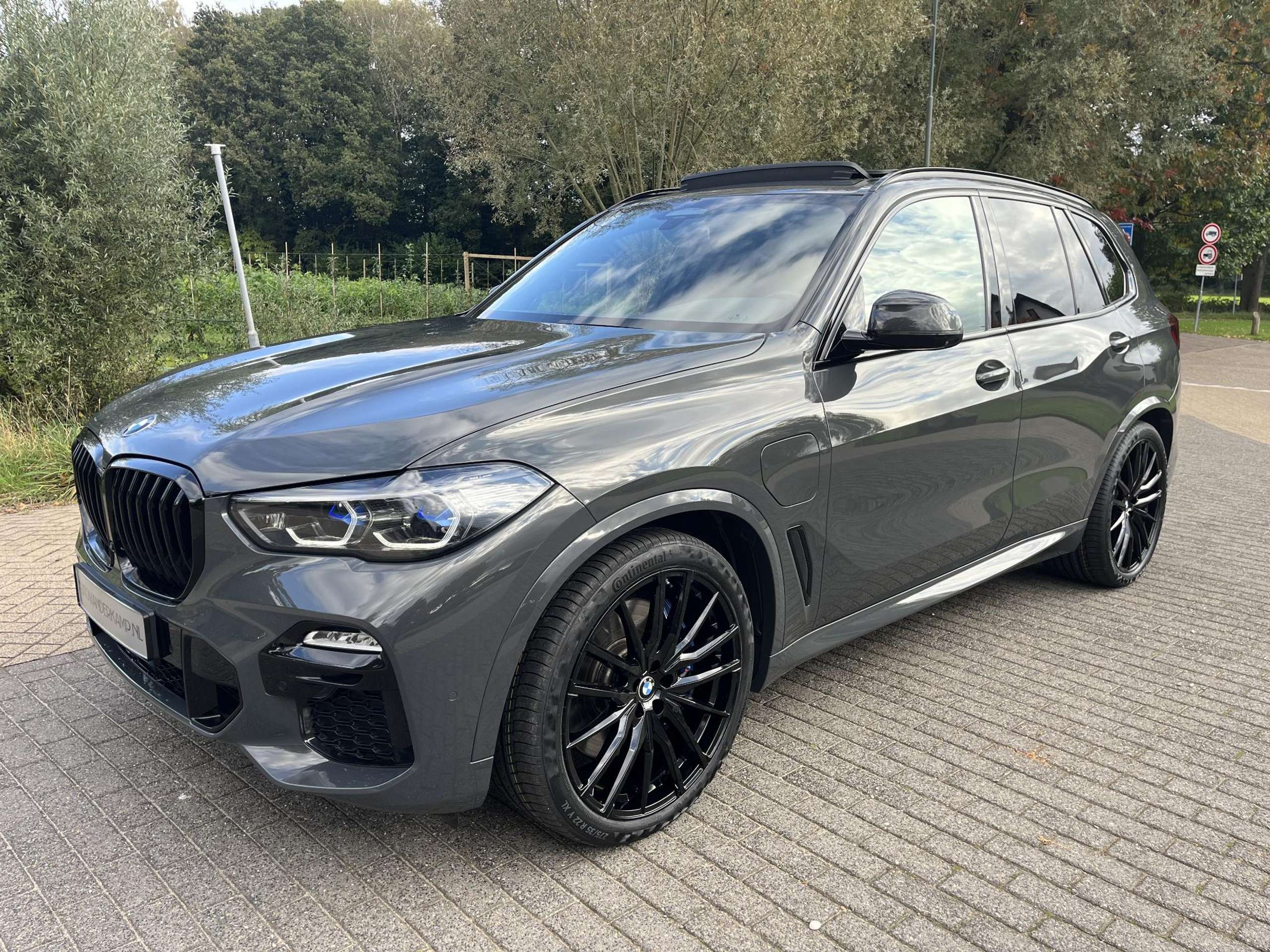 BMW - X5