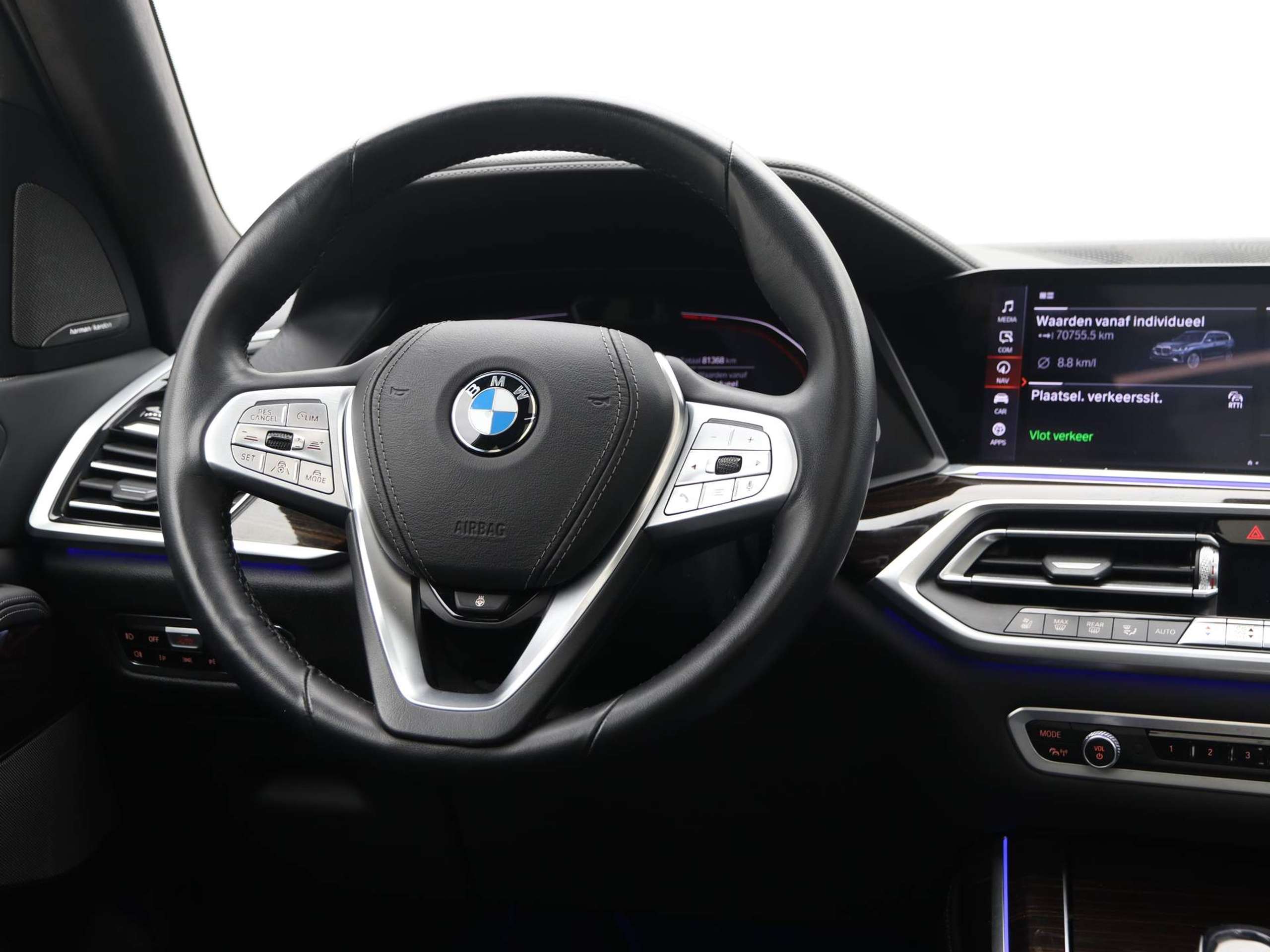 BMW - X7