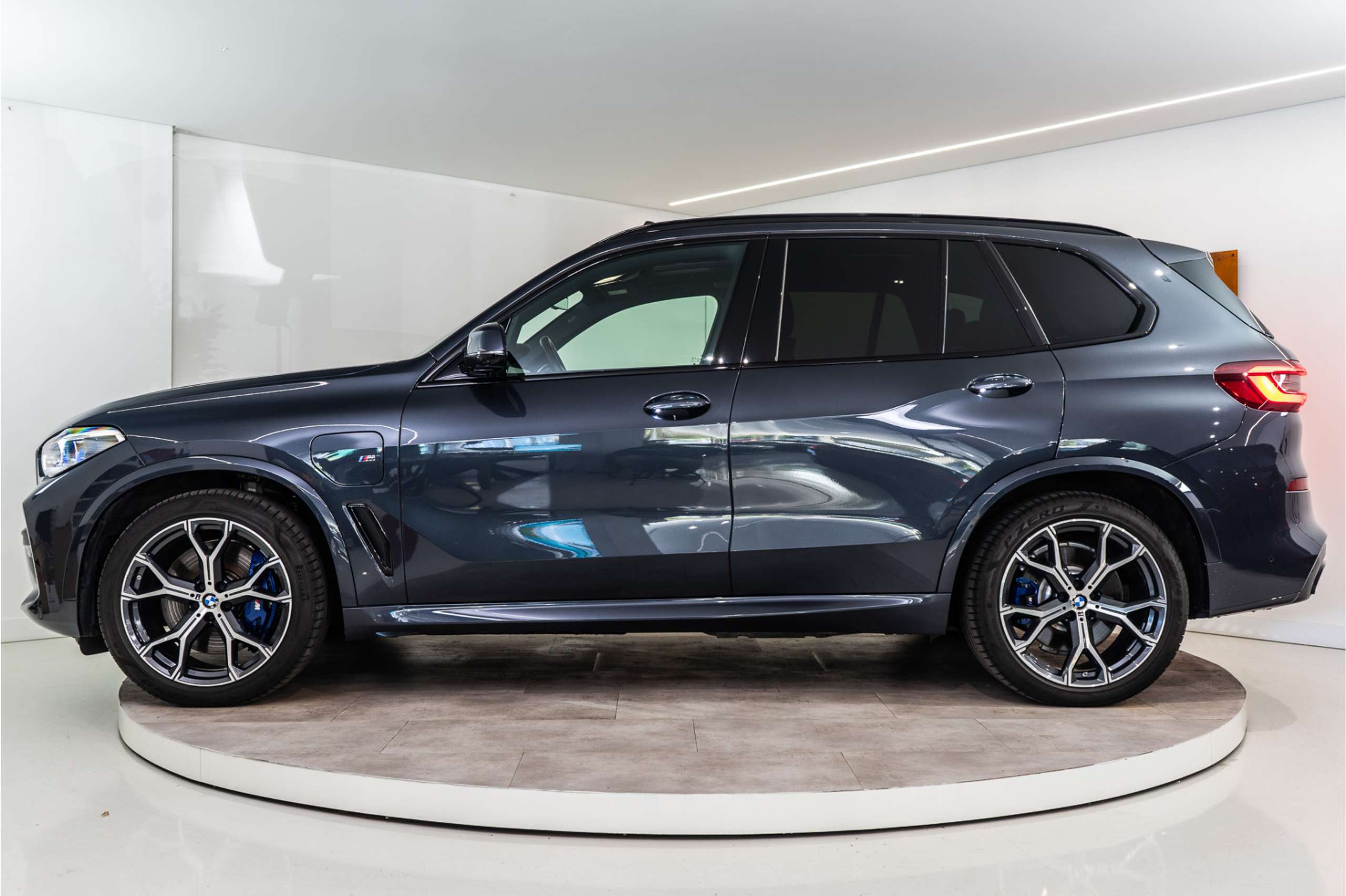 BMW - X5