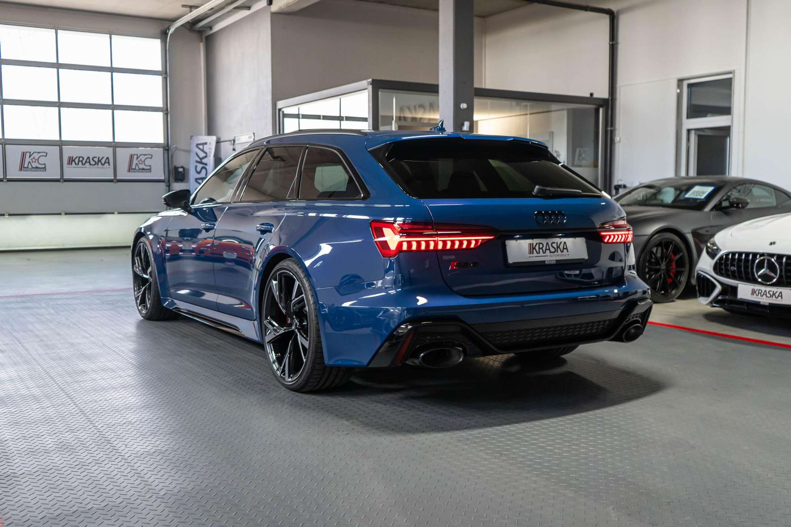 Audi - RS6