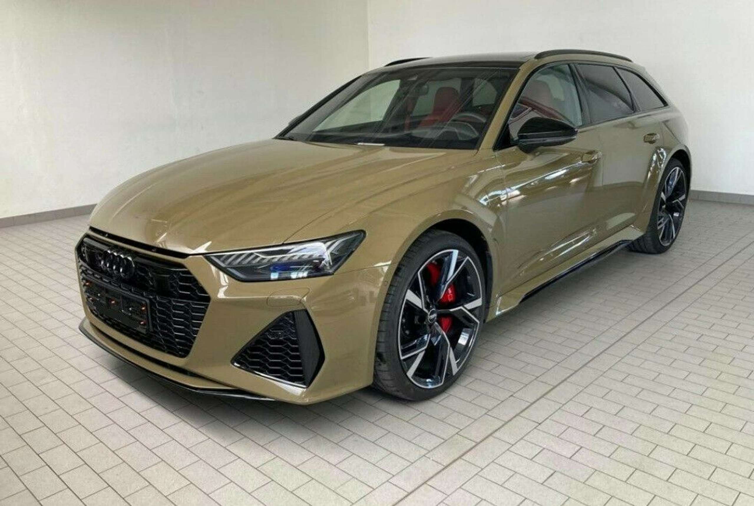 Audi - RS6