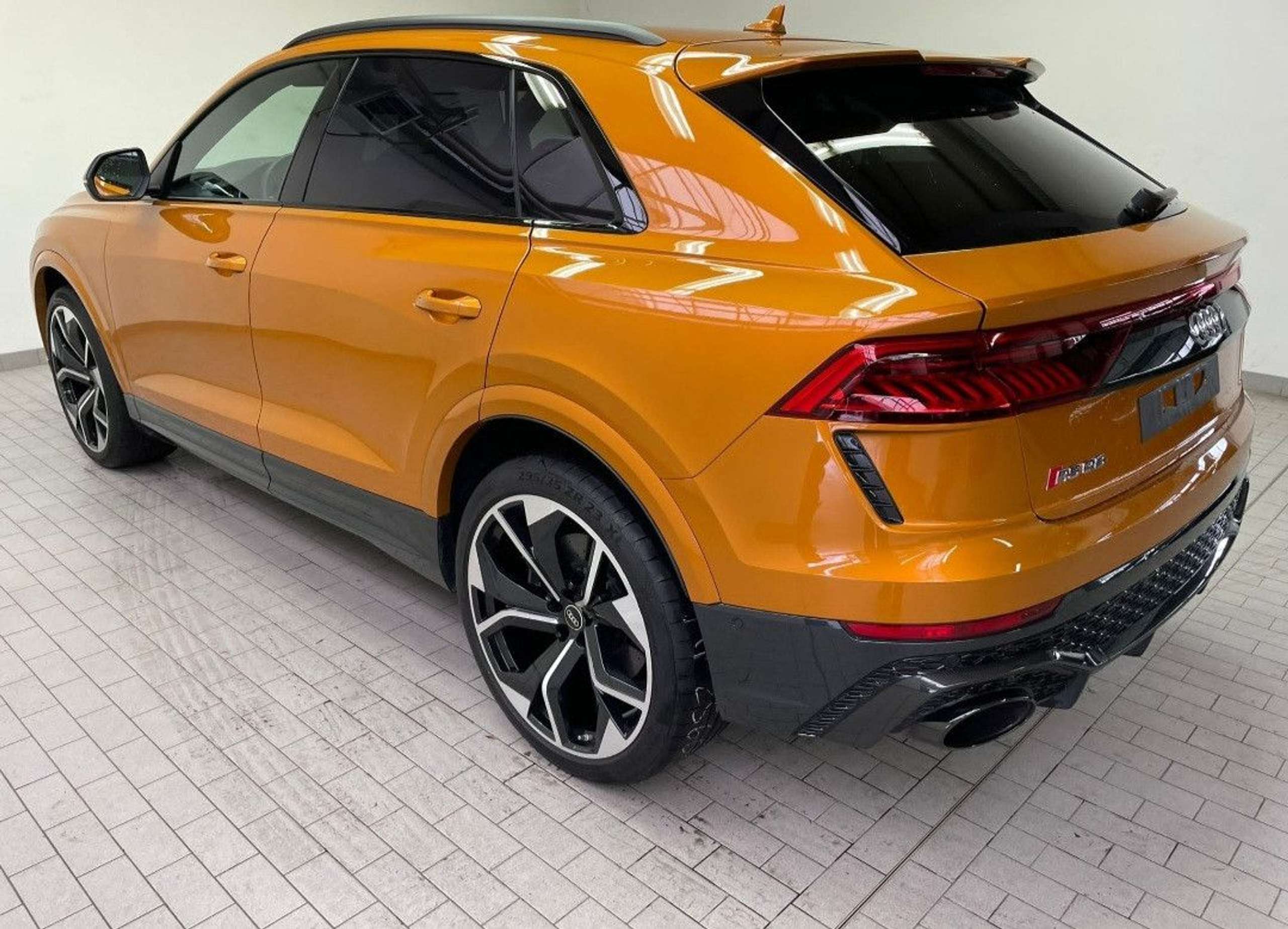 Audi - RS Q8