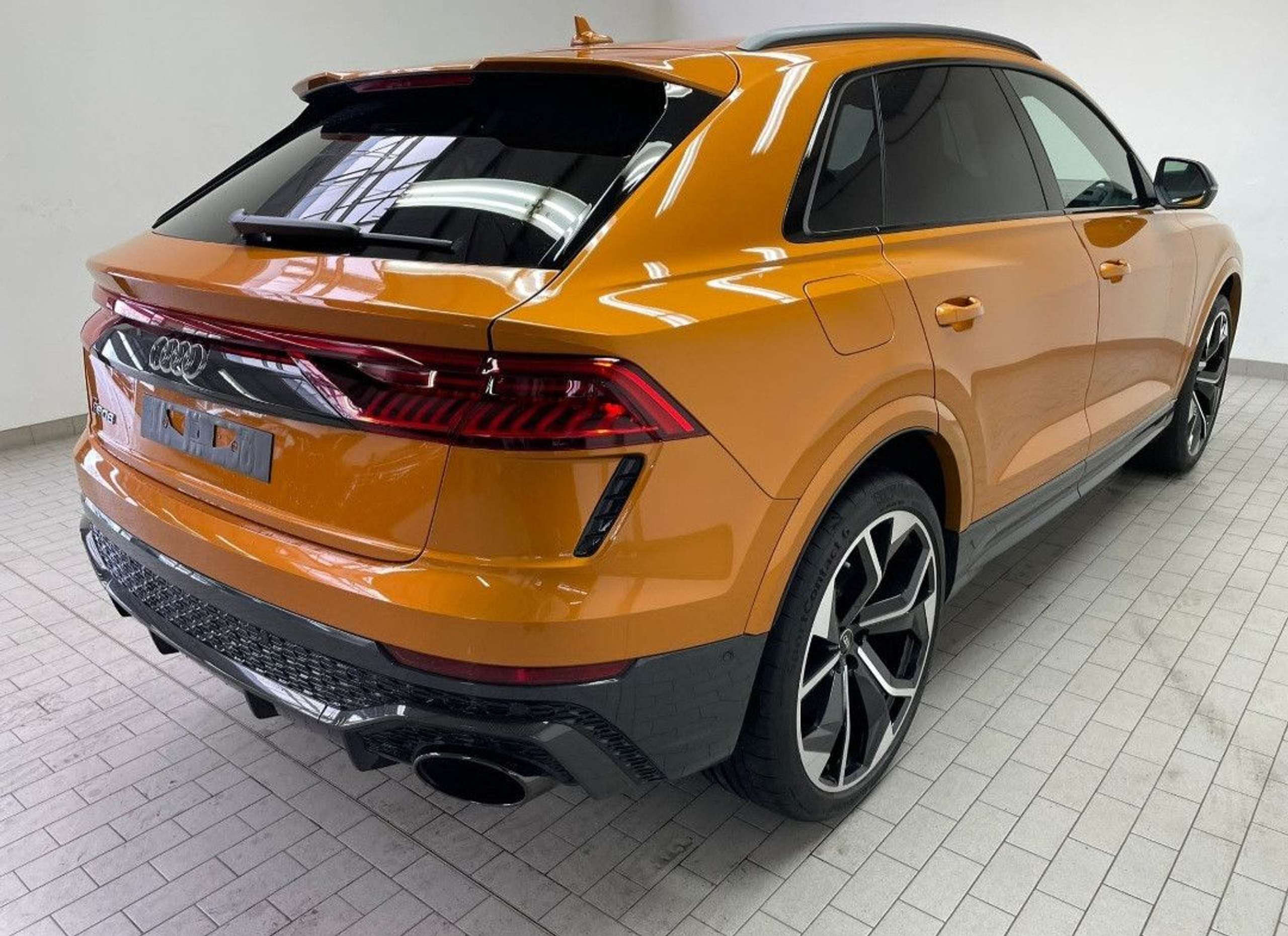 Audi - RS Q8