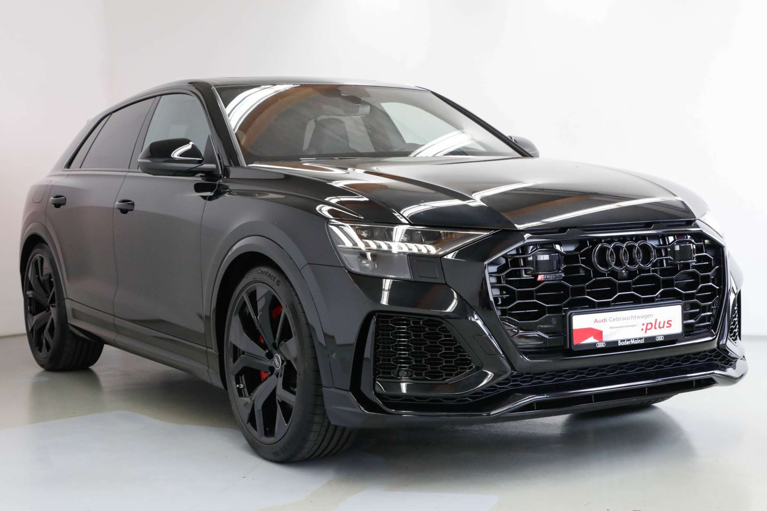 Audi - RS Q8