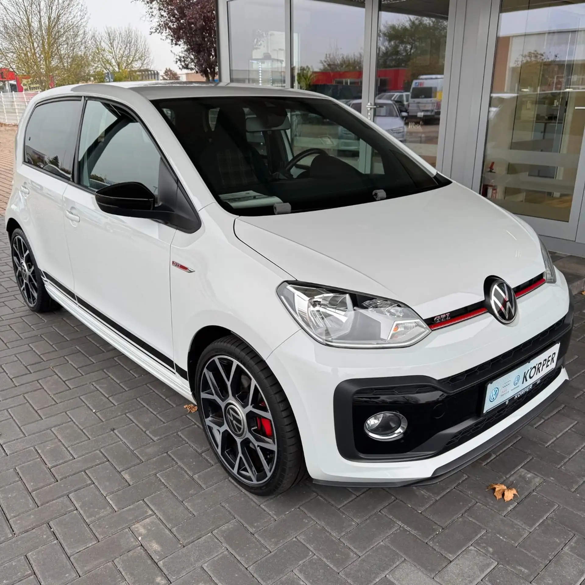 Volkswagen - up!