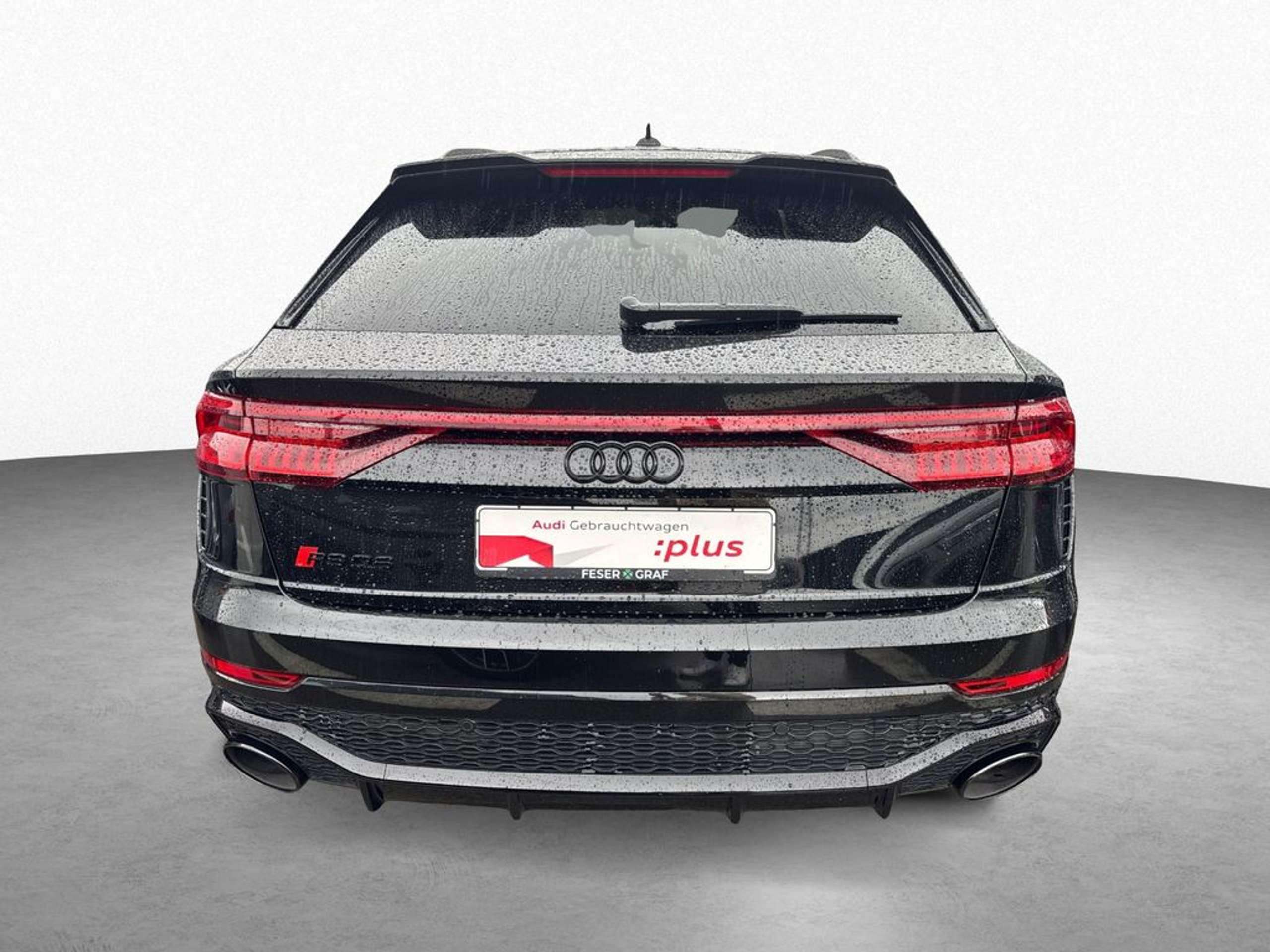 Audi - RS Q8