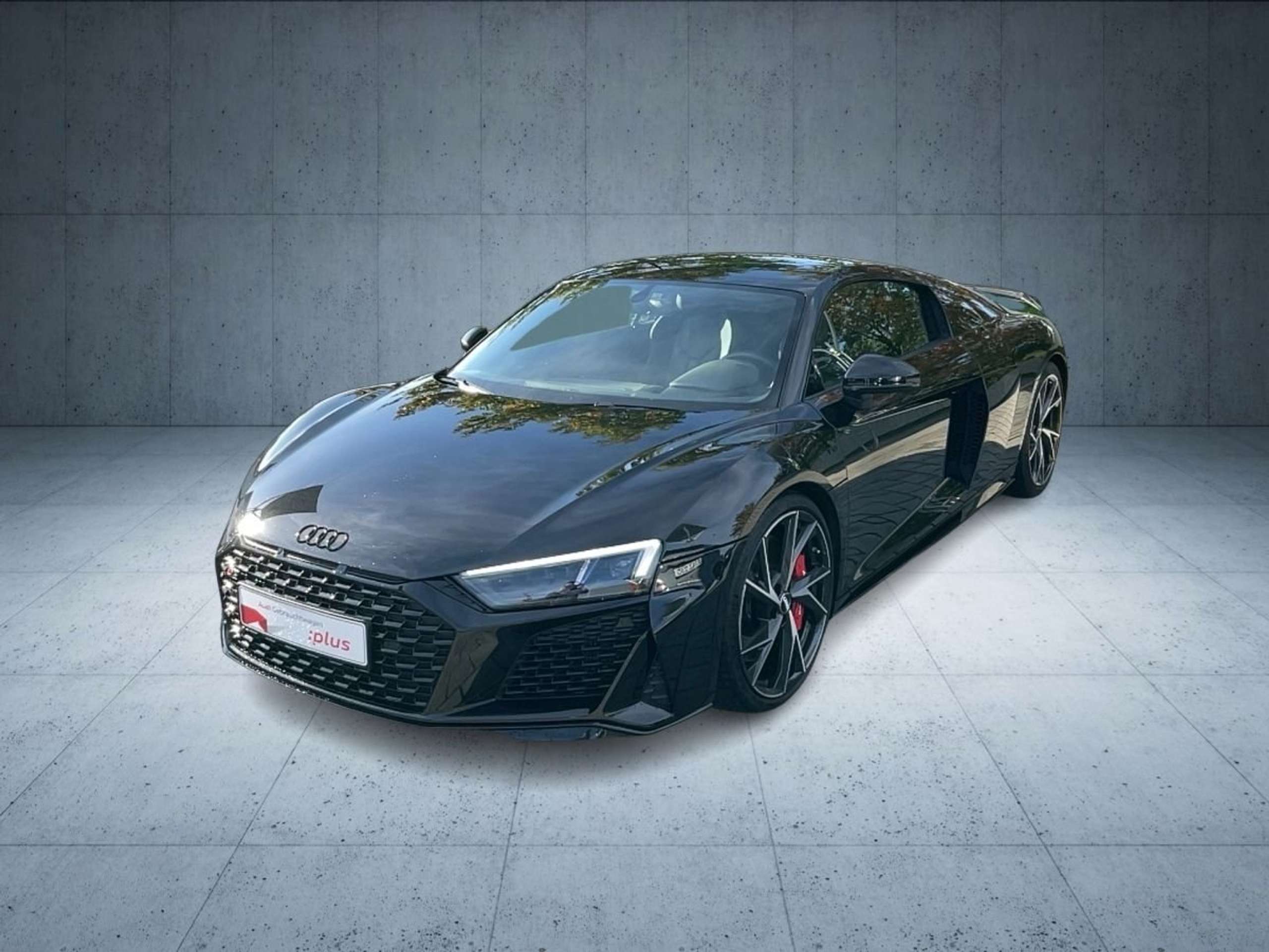 Audi - R8