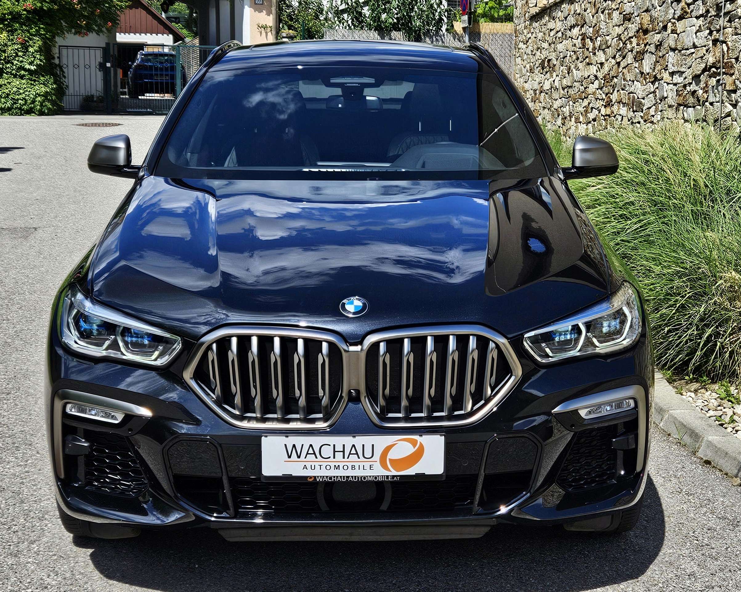 BMW - X6 M