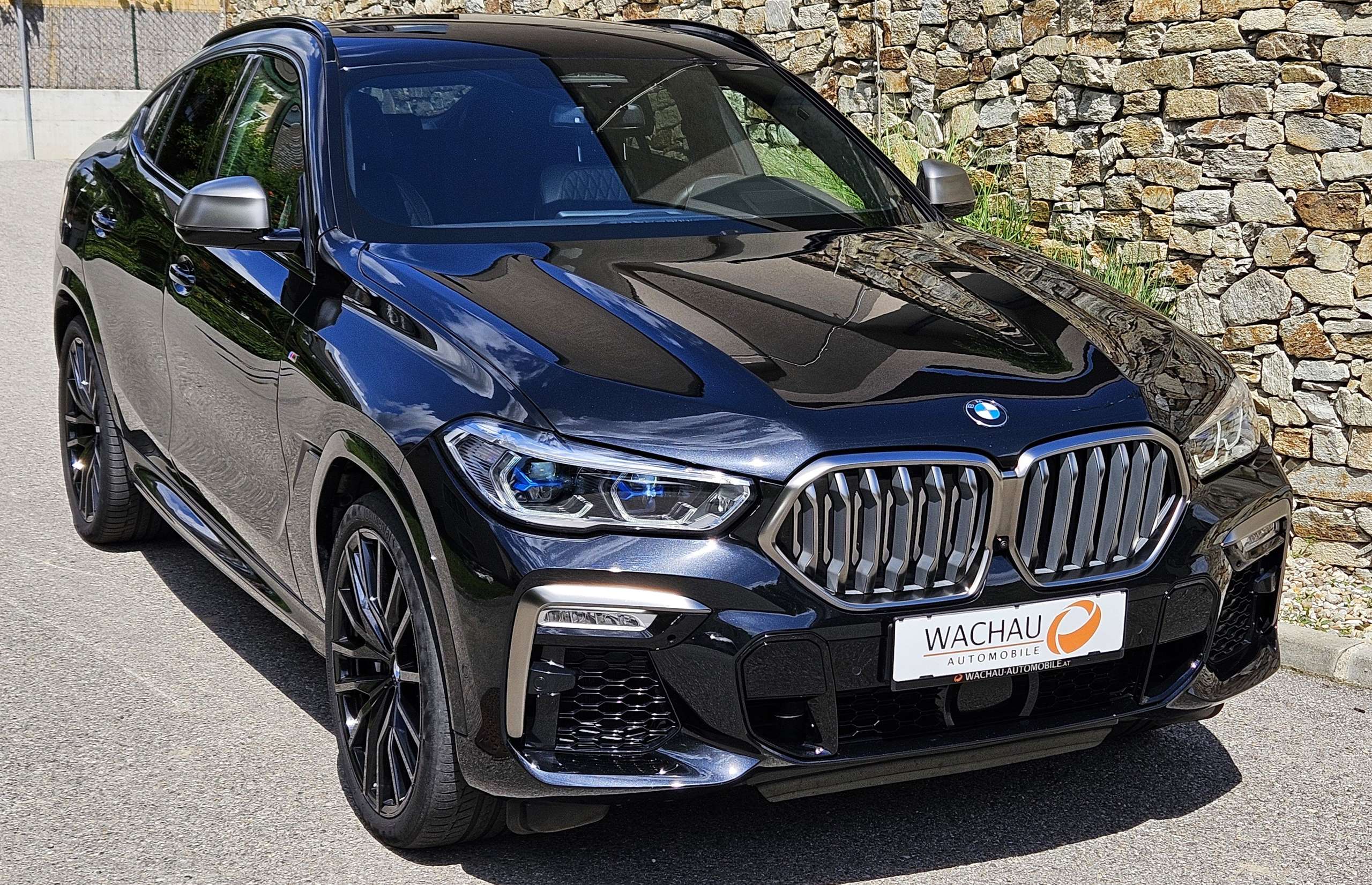 BMW - X6 M