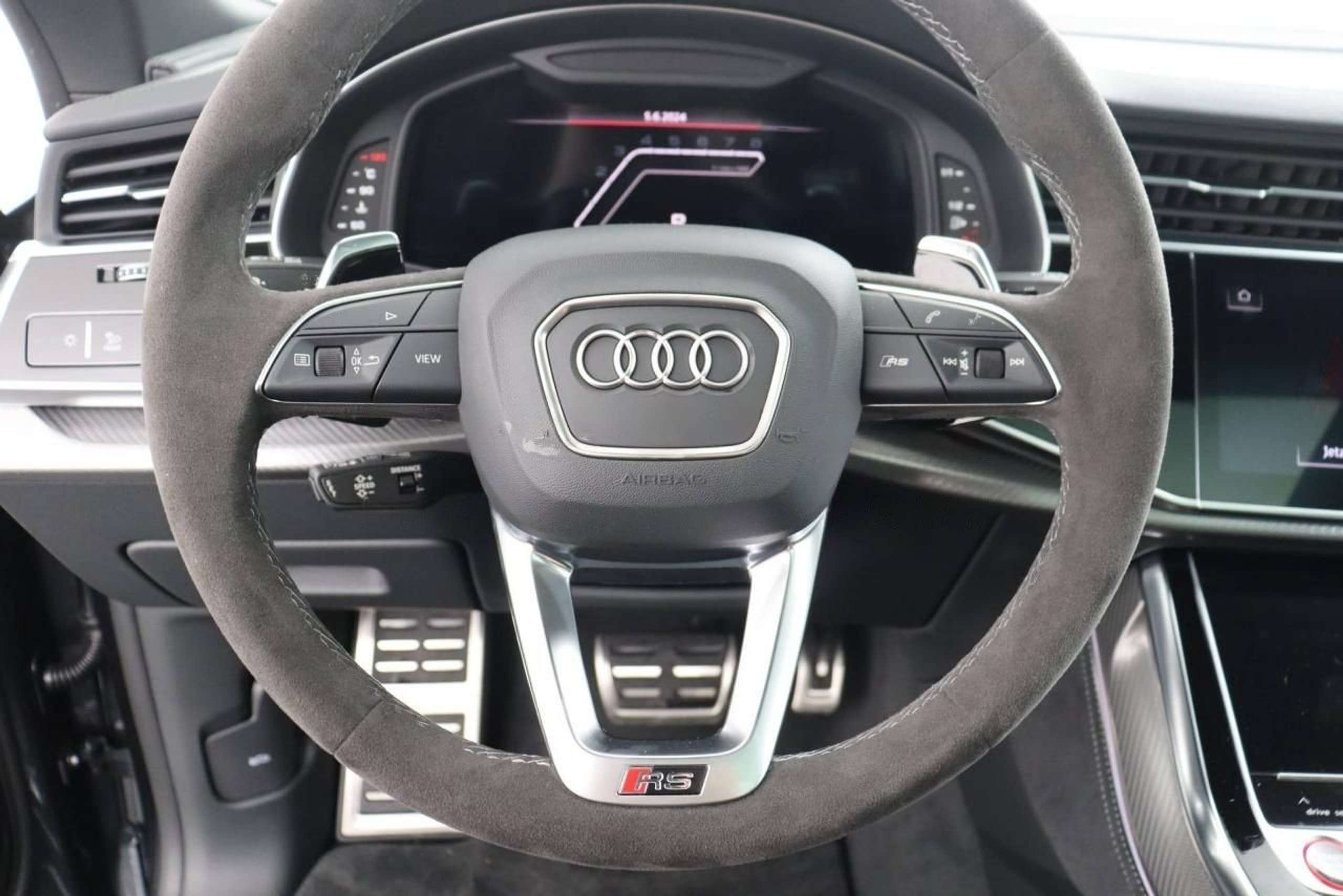 Audi - RS Q8