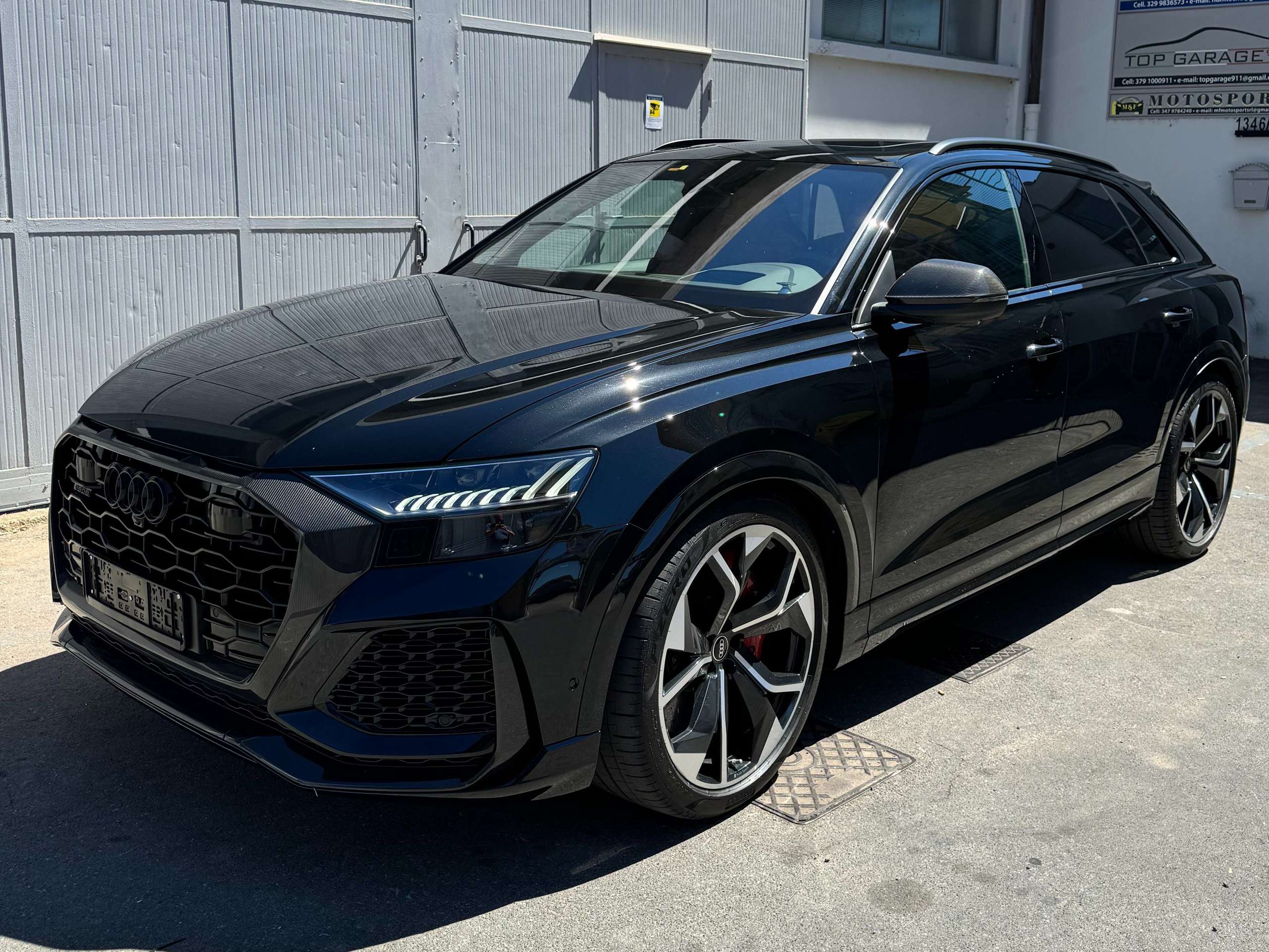 Audi - RS Q8