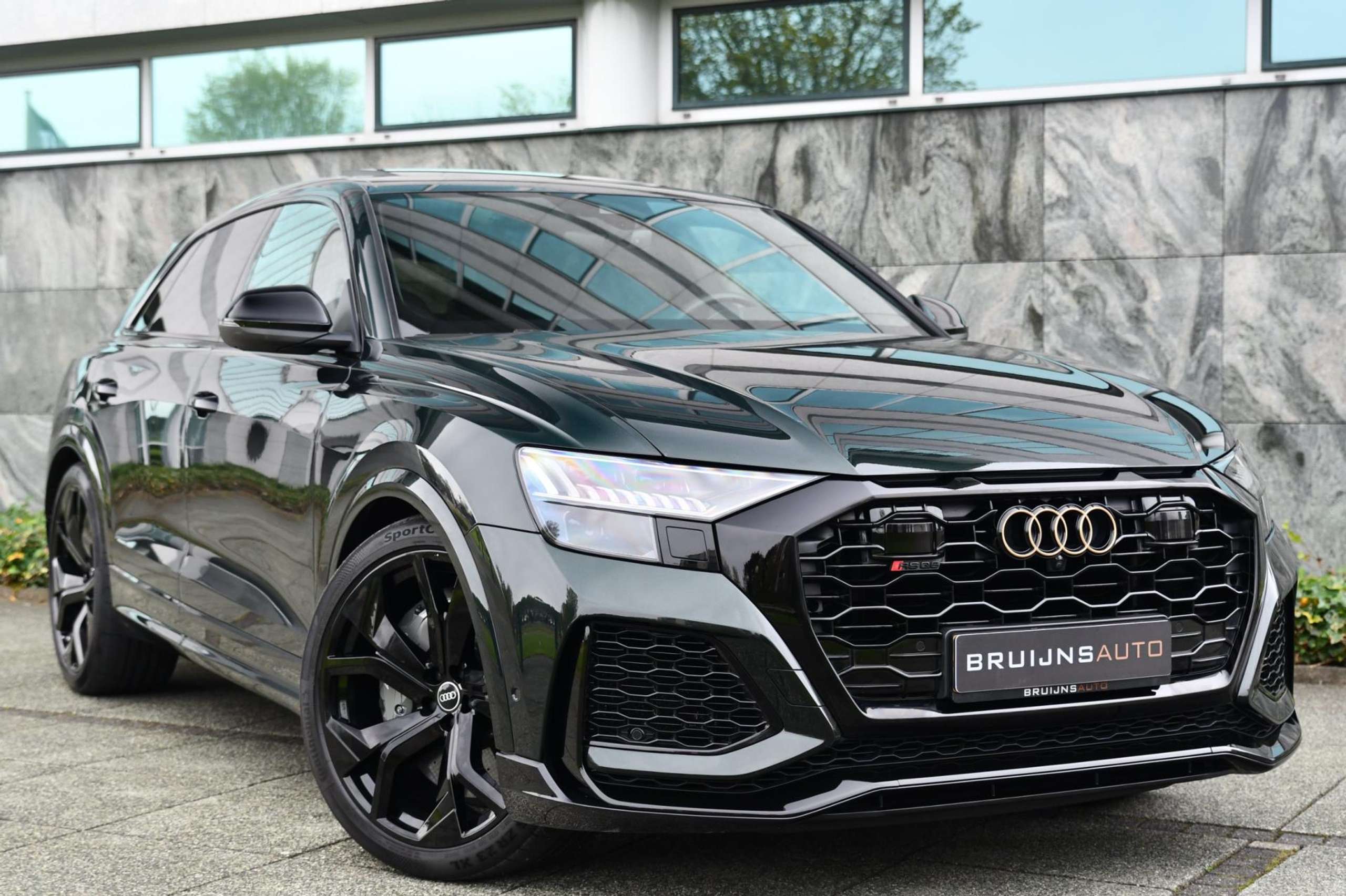 Audi - RS Q8