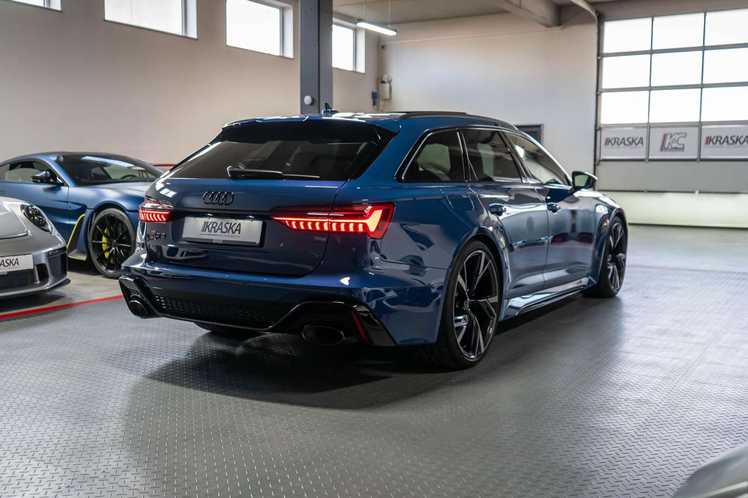 Audi - RS6