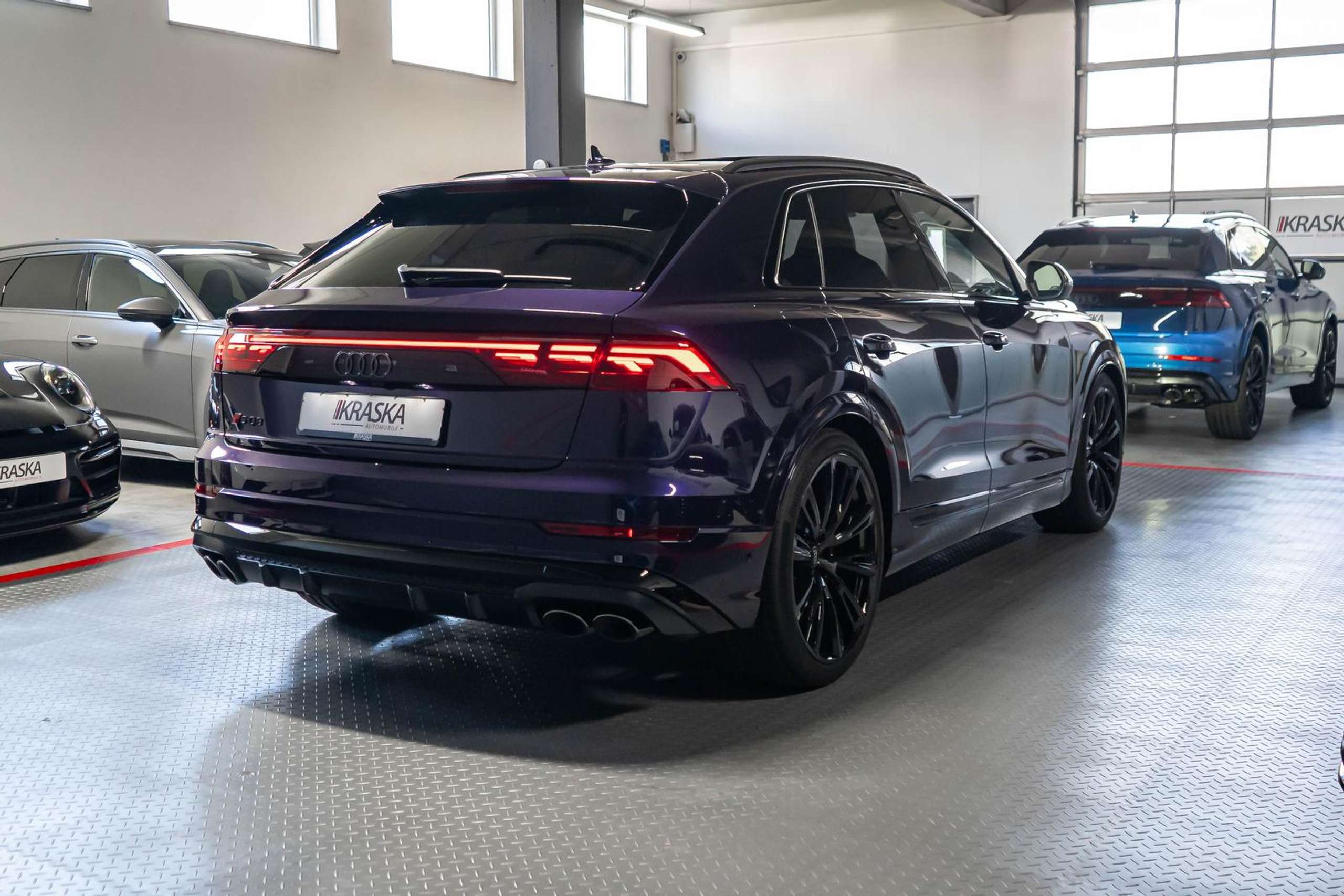 Audi - SQ8