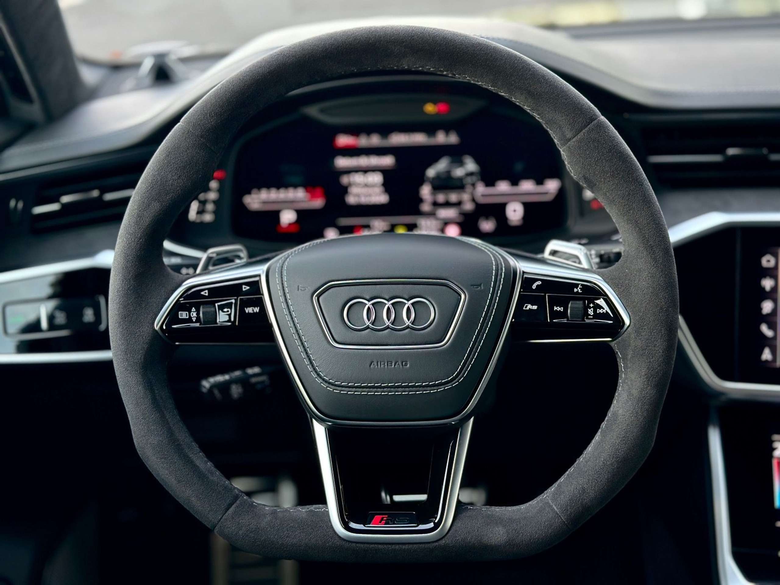 Audi - RS6