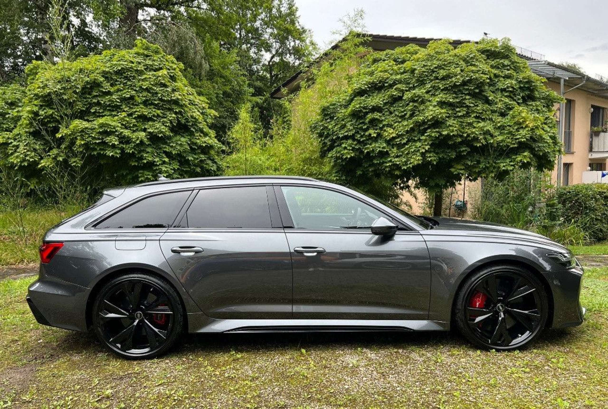 Audi - RS6