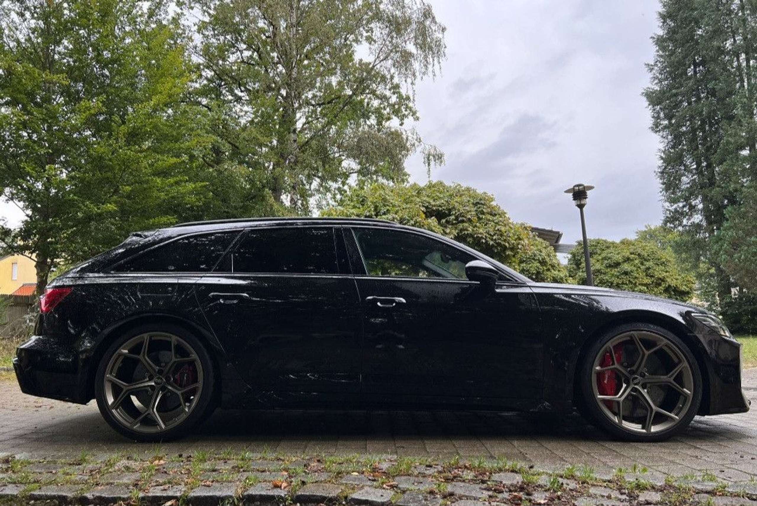 Audi - RS6