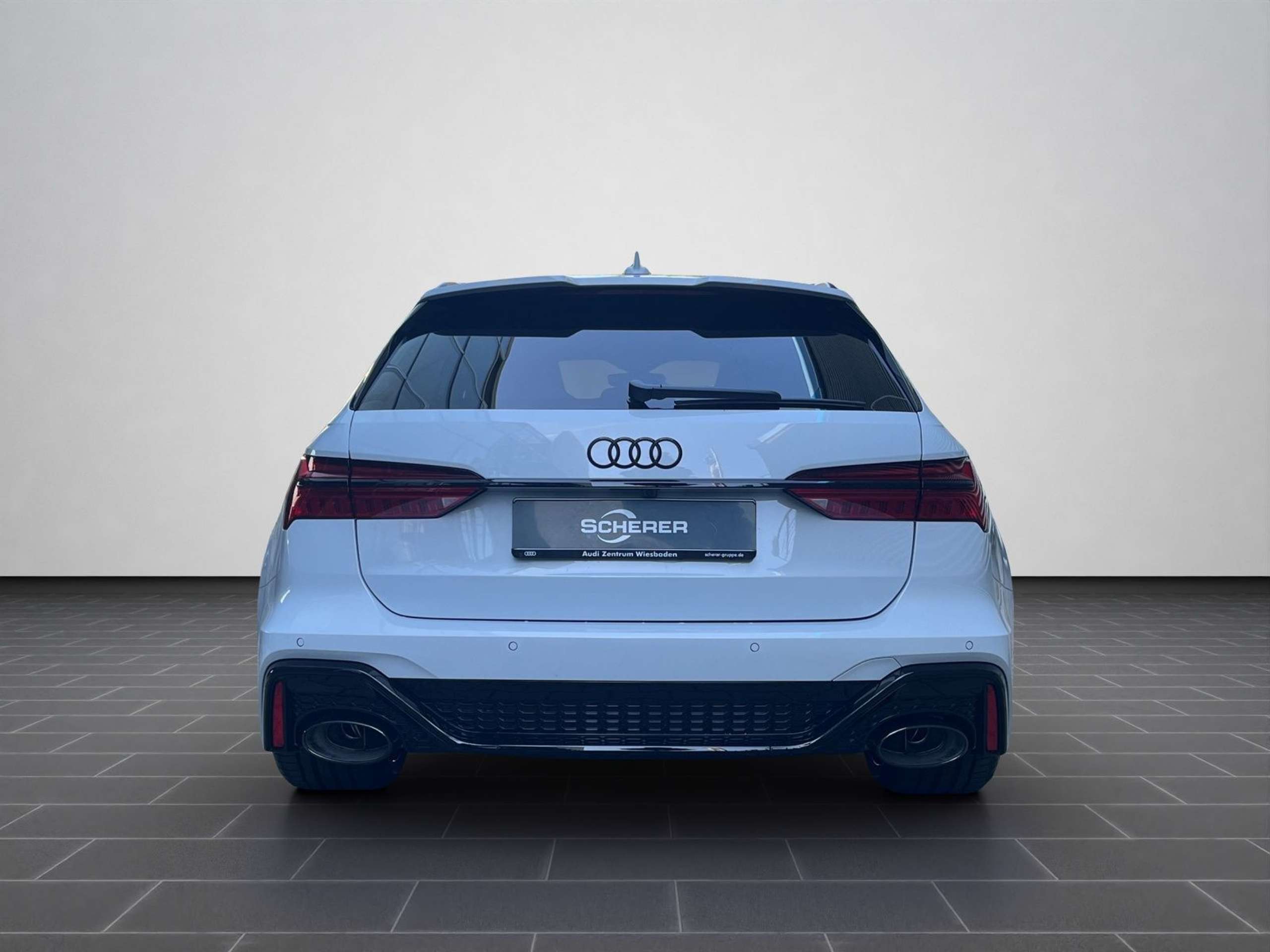 Audi - RS6