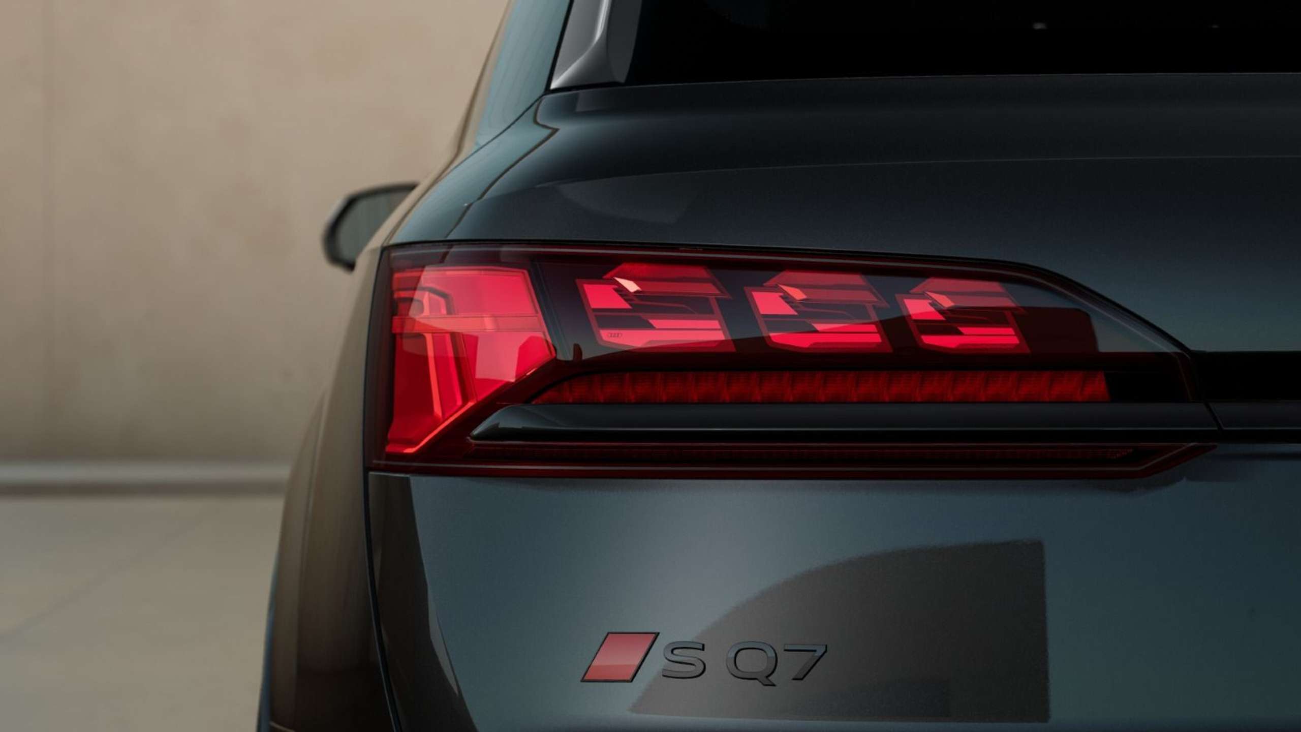 Audi - SQ7