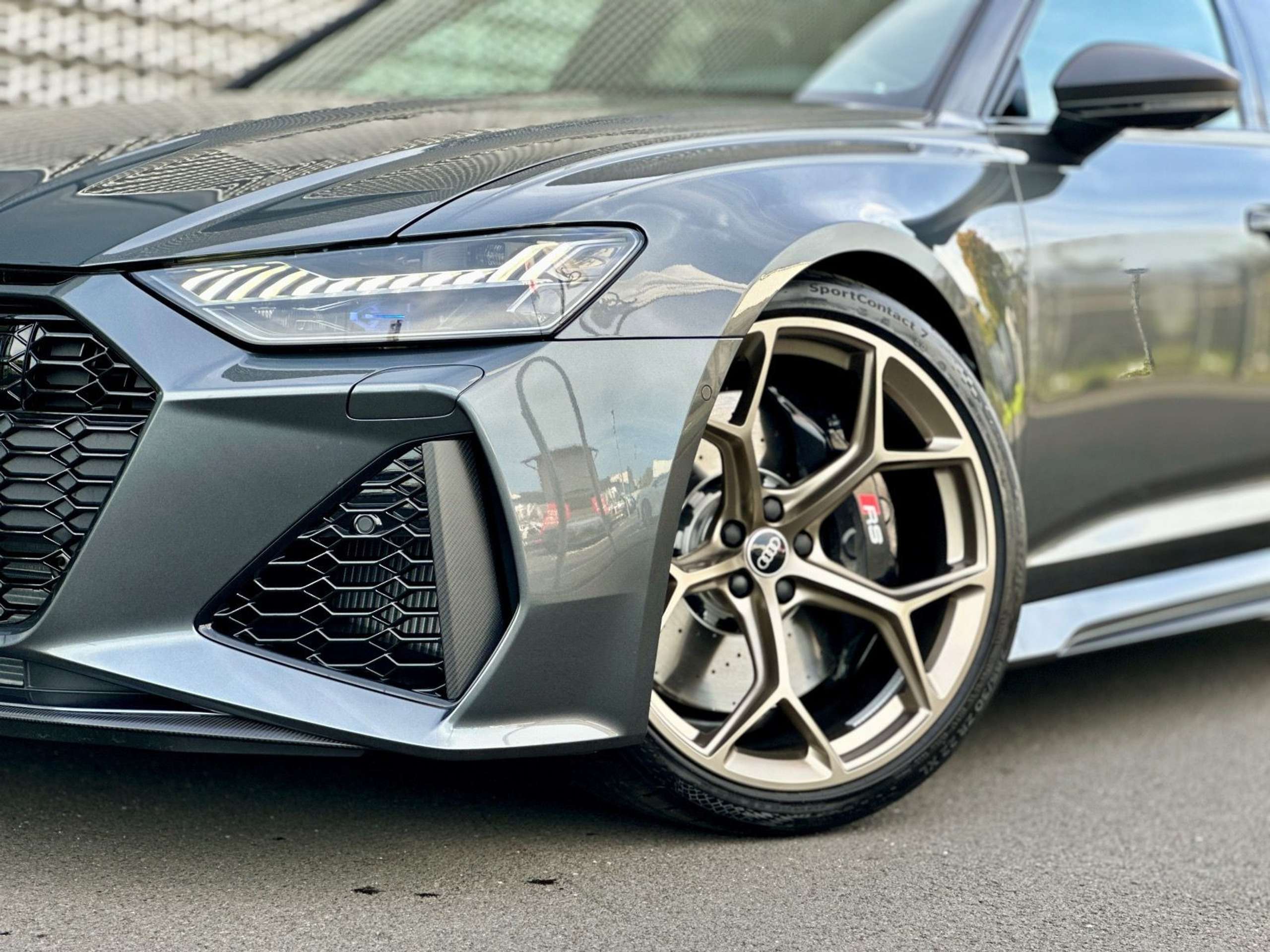 Audi - RS6