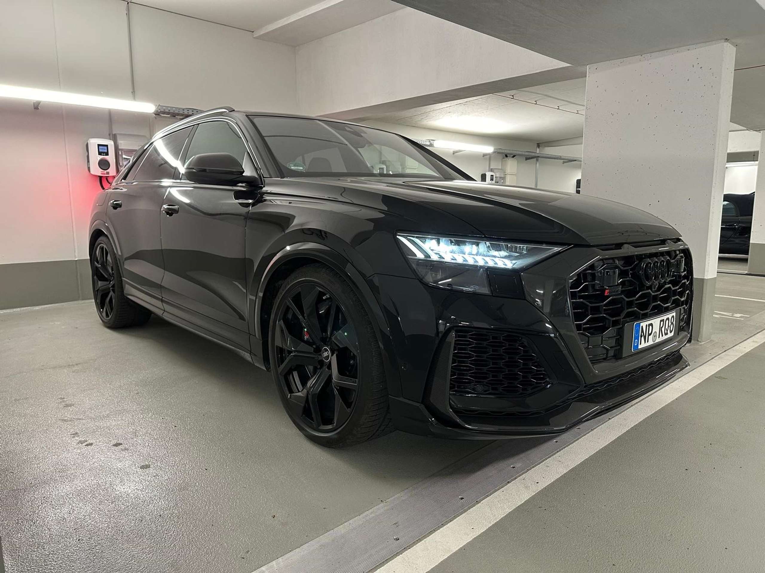 Audi - RS Q8