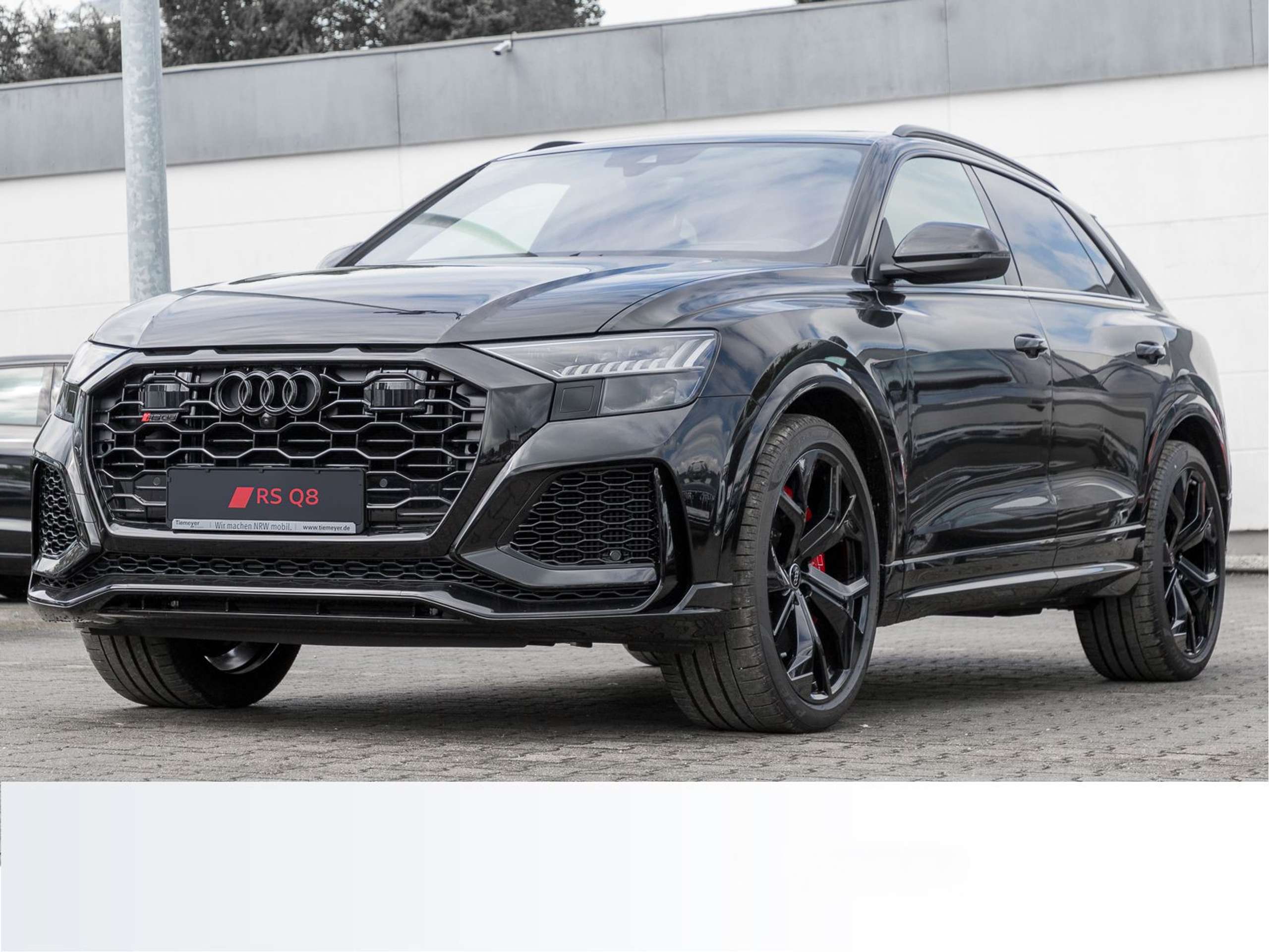 Audi - RS Q8