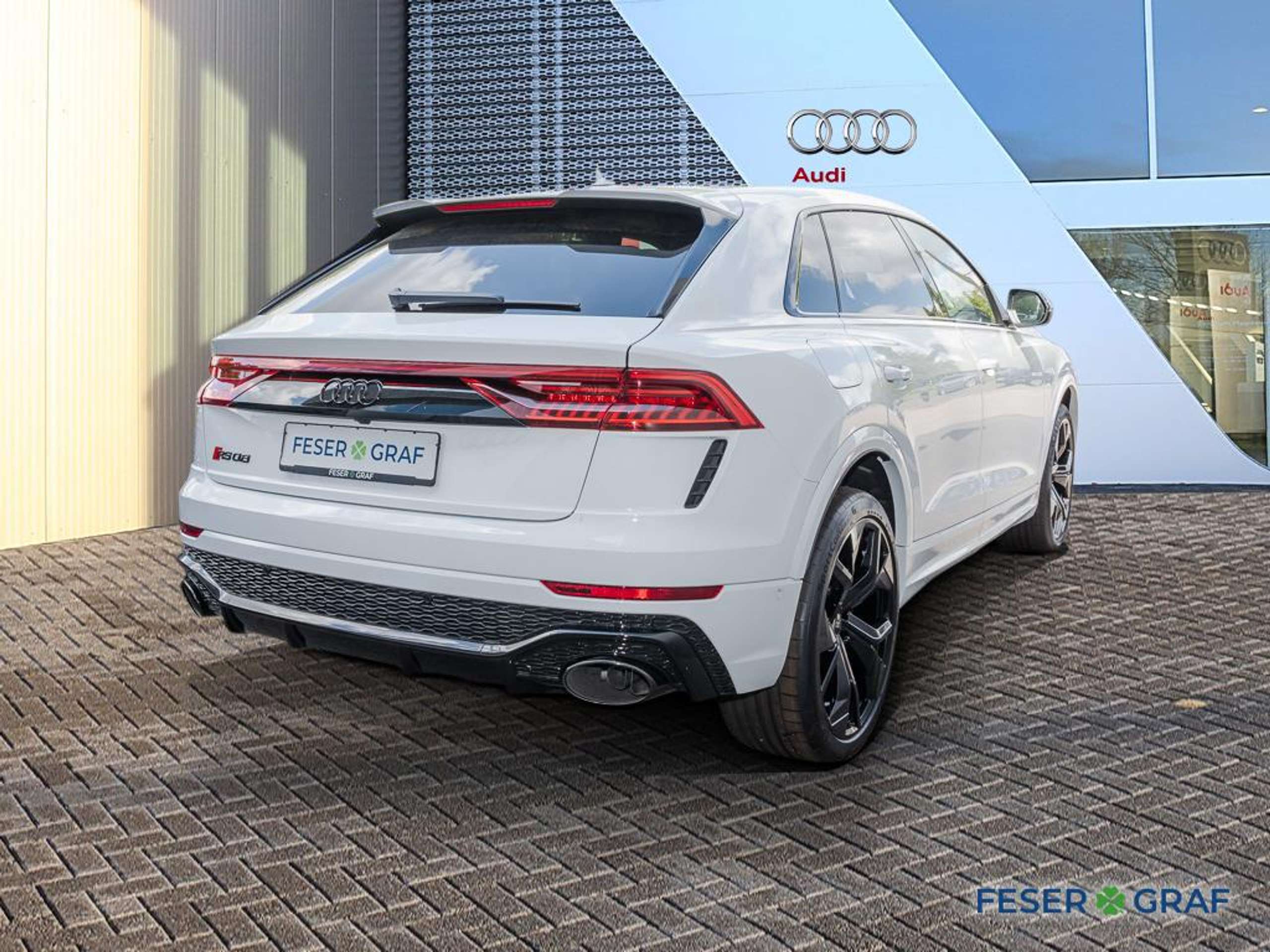 Audi - RS Q8