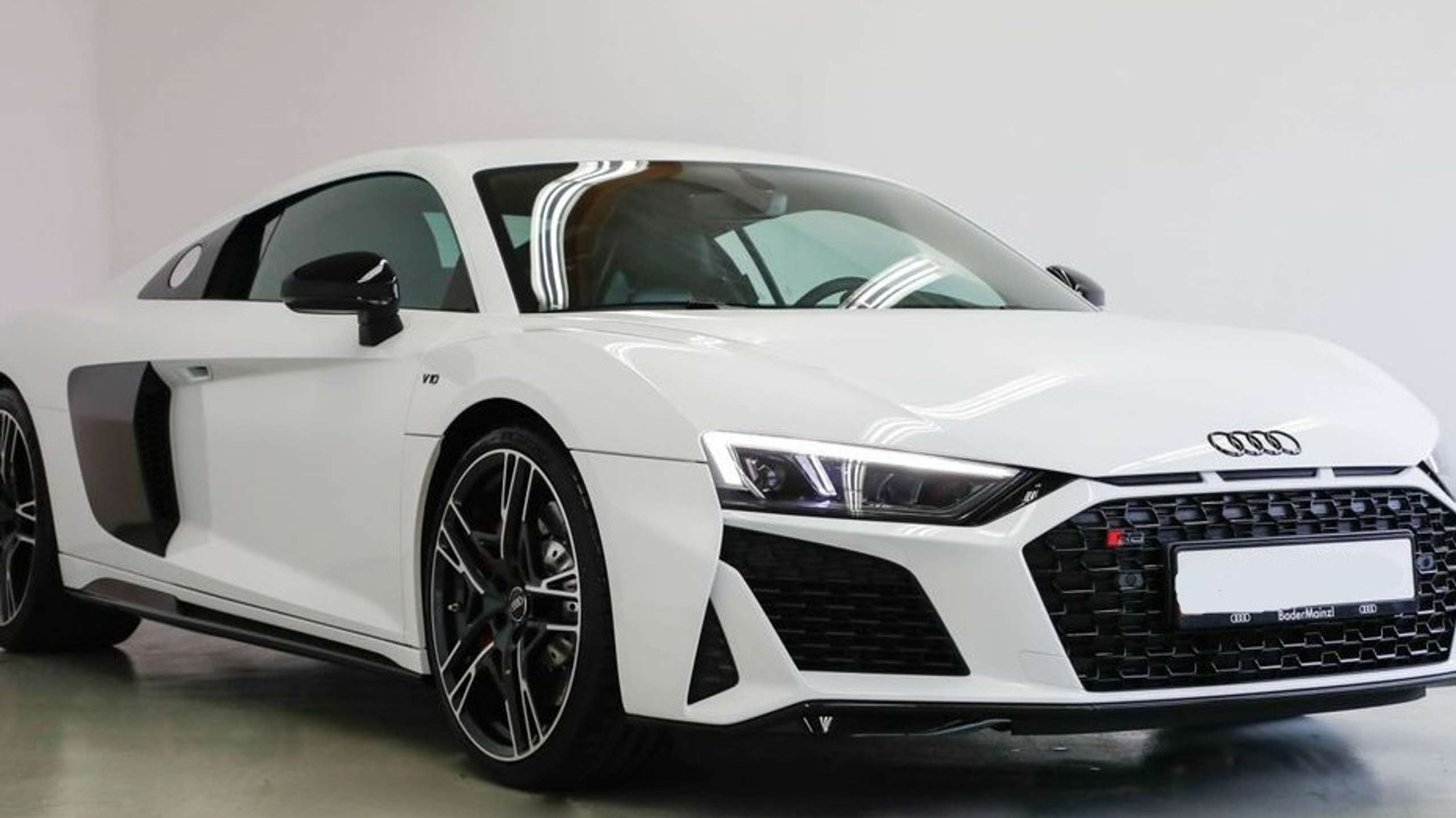 Audi R8 2024